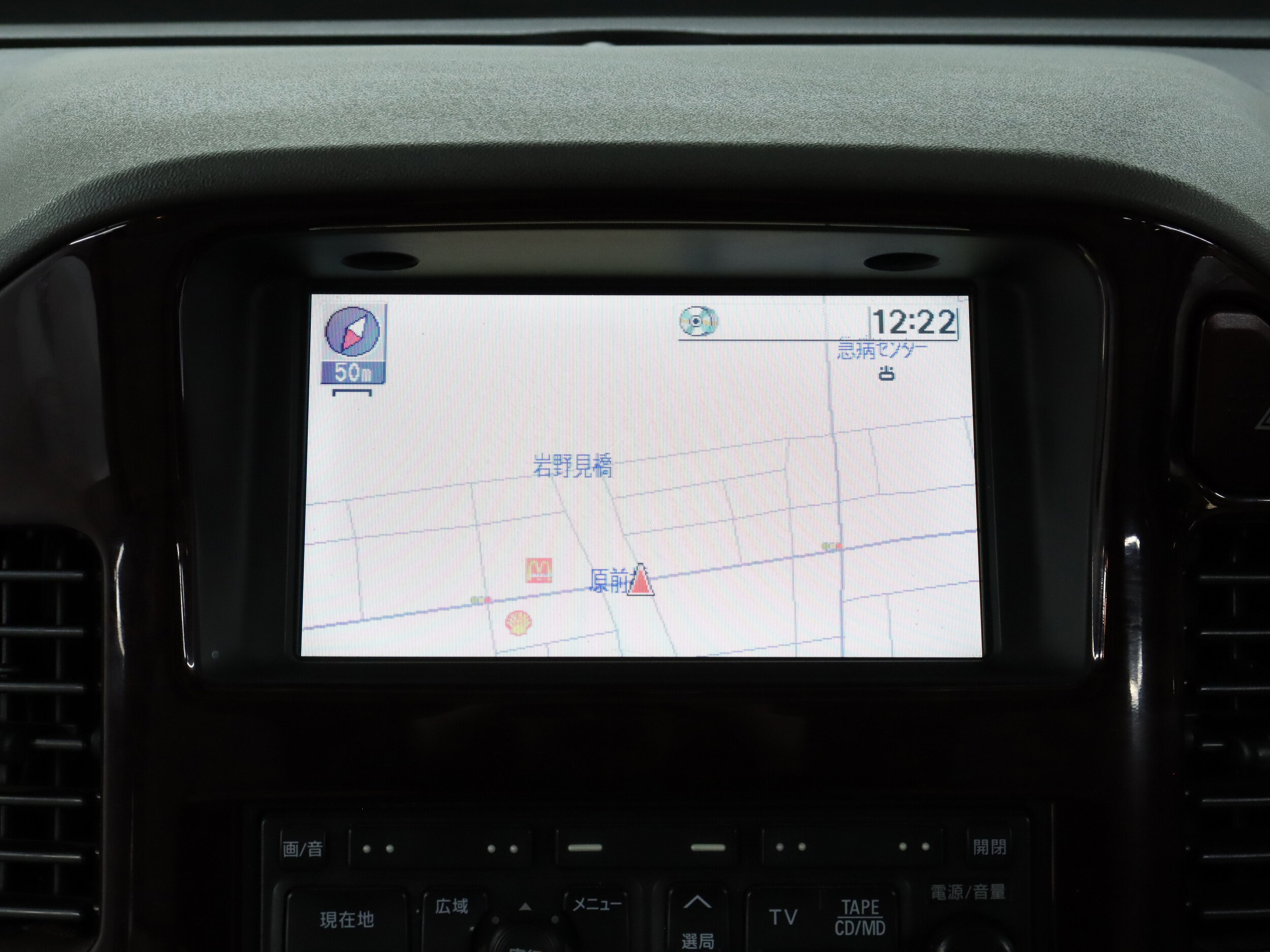 2000 Mitsubishi Pajero 14