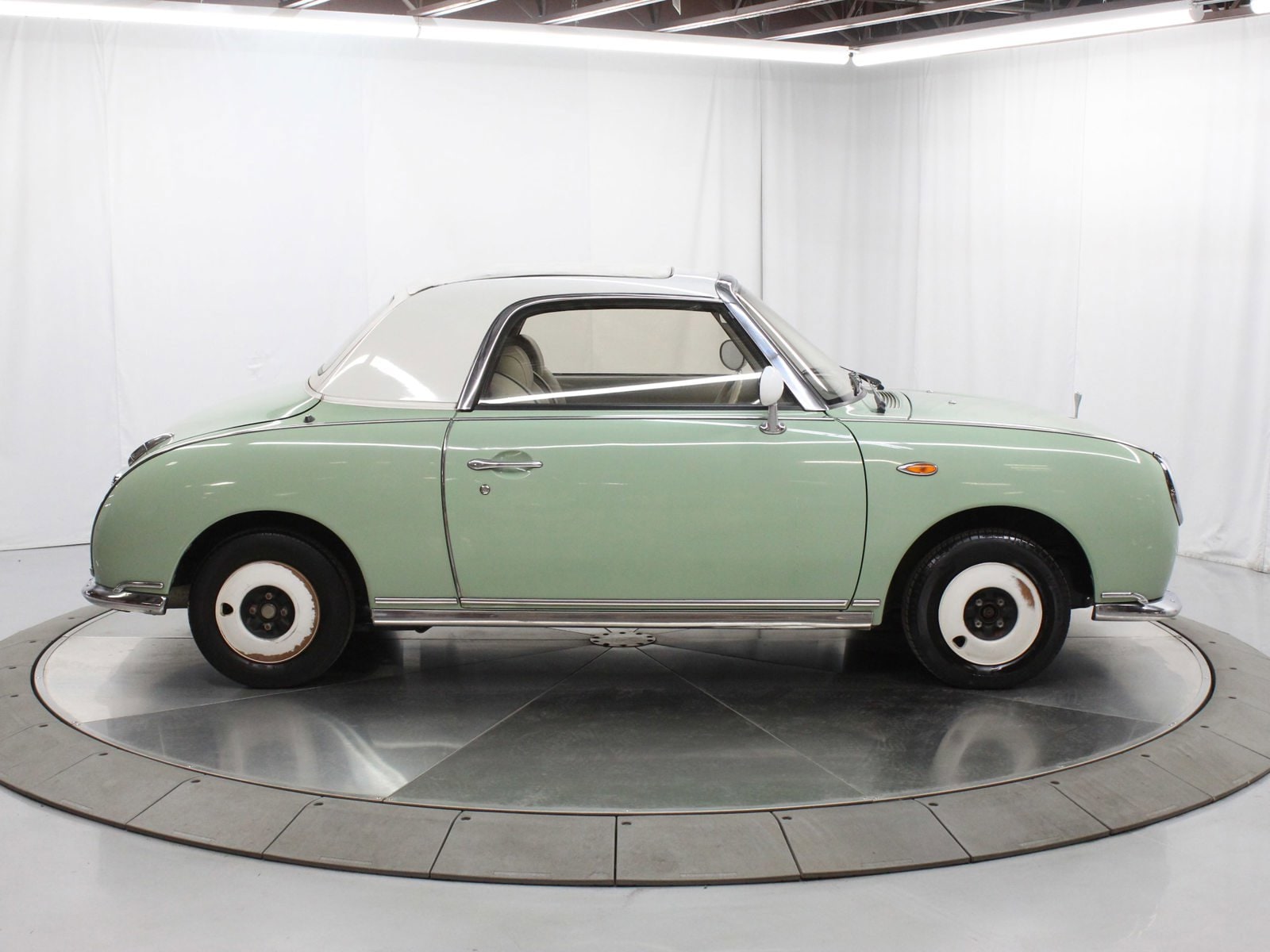 1991 Nissan Figaro 8
