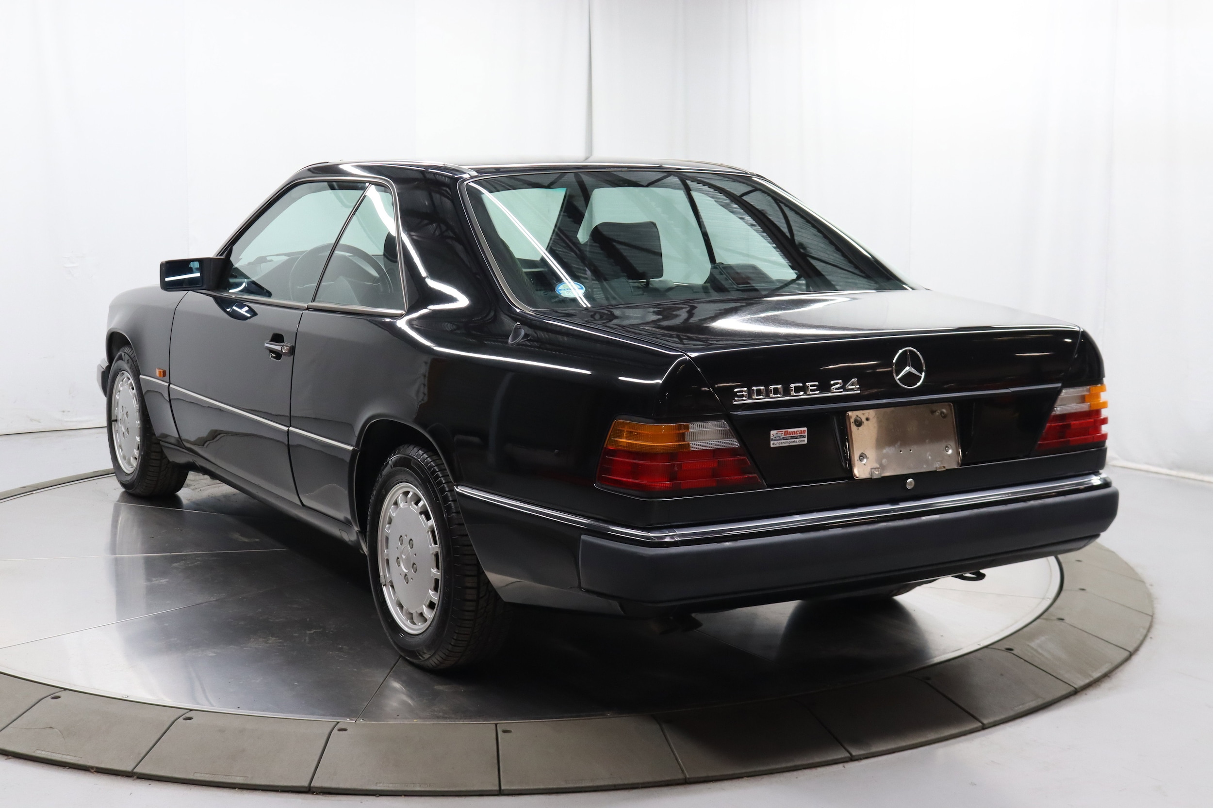 1992 Mercedes-Benz 300CE 8