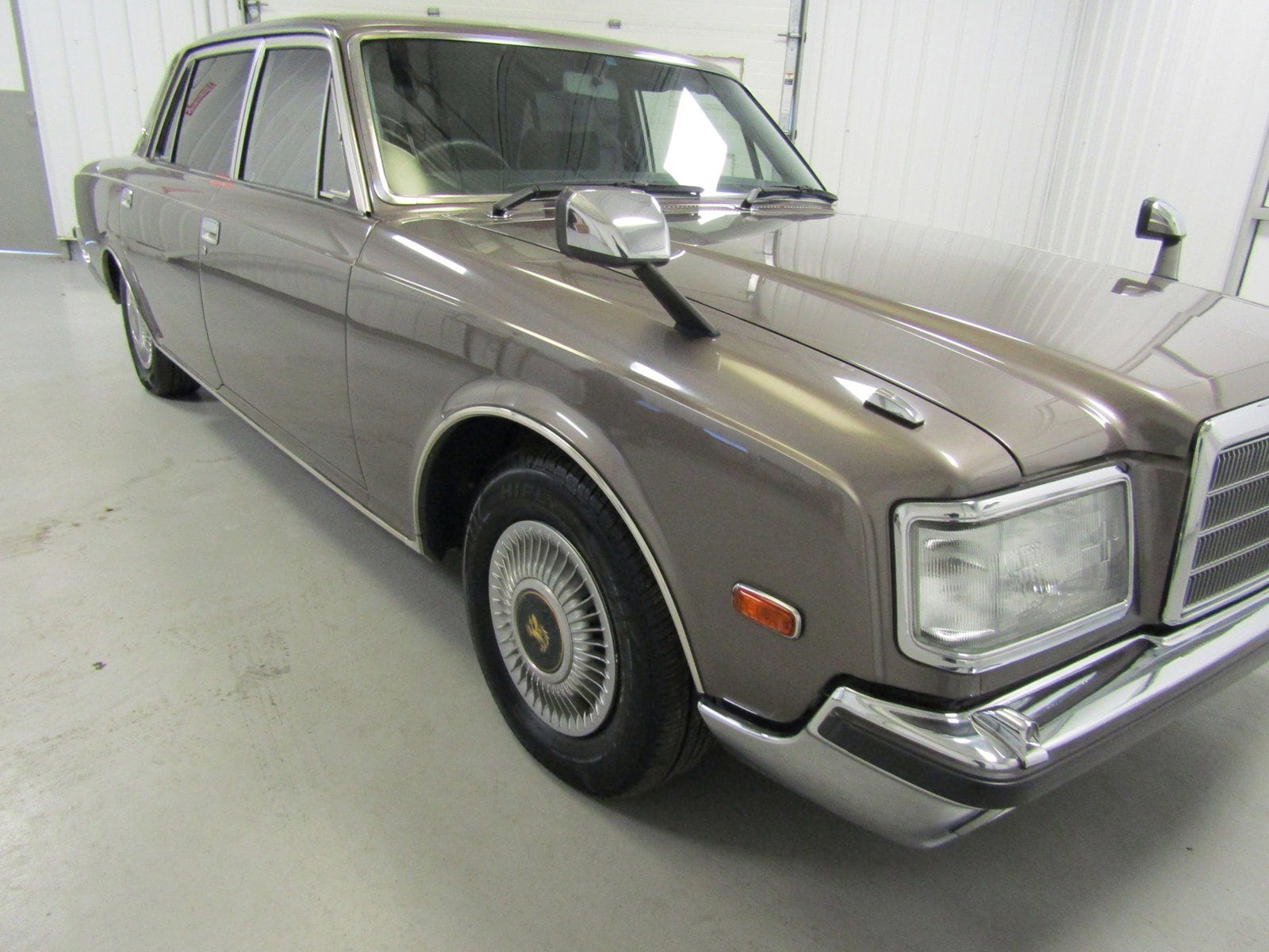1992 Toyota Century 36