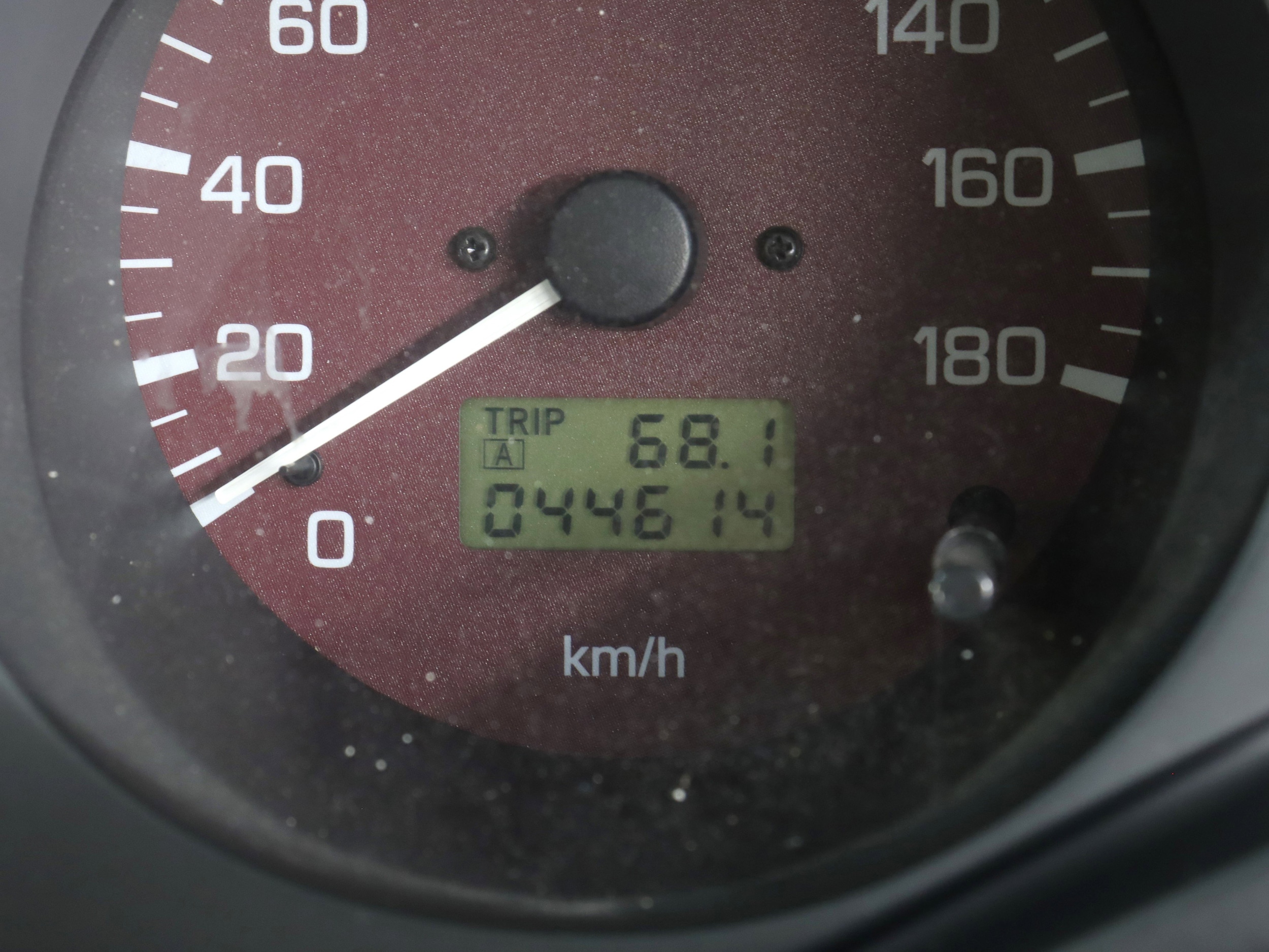 2000 Mitsubishi Pajero 56
