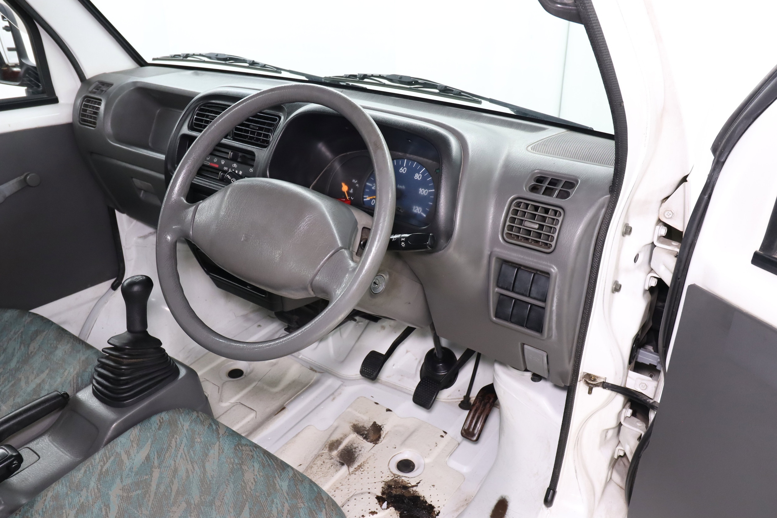 1999 Suzuki Carry 9