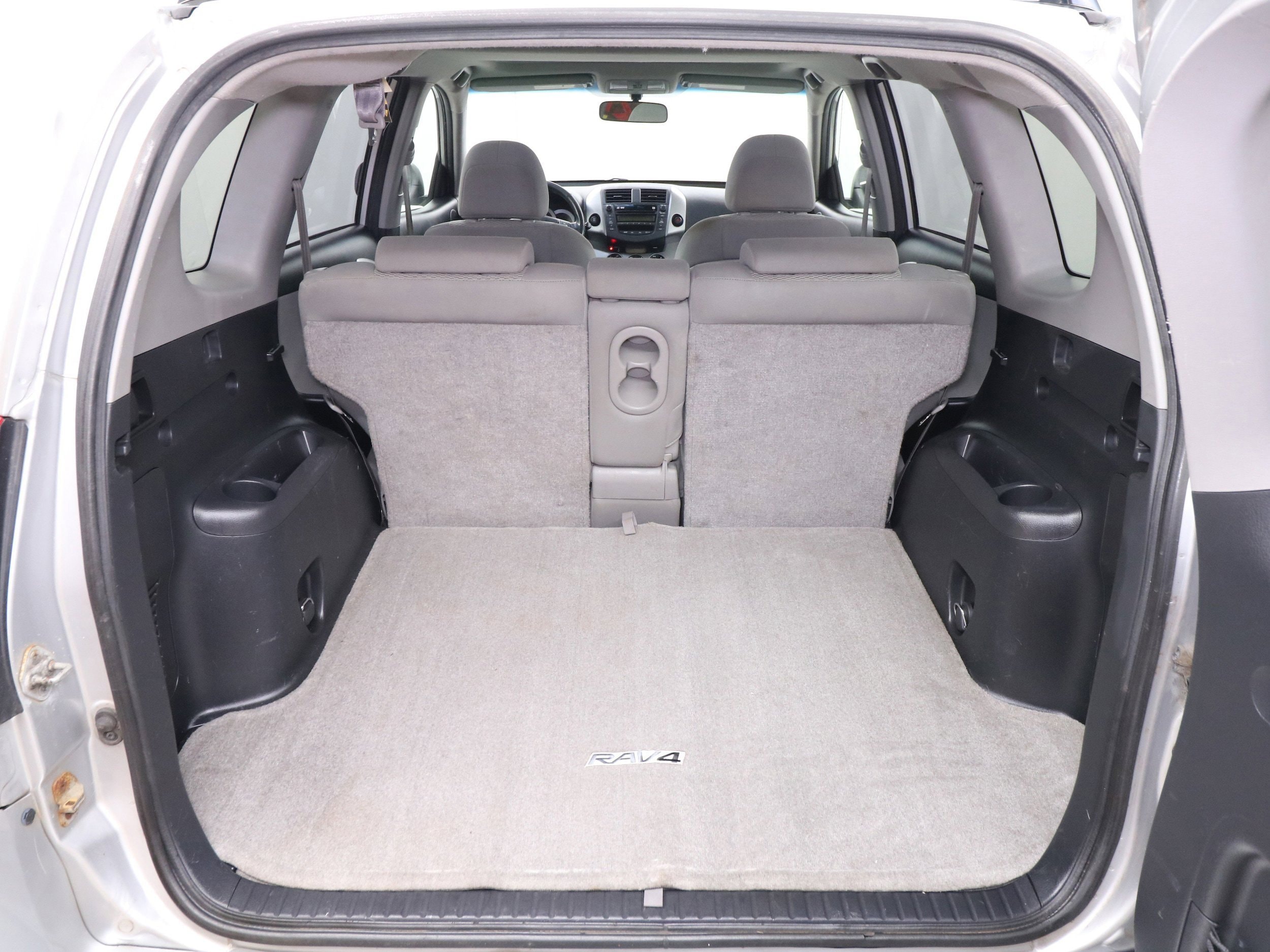 2008 Toyota RAV4 29