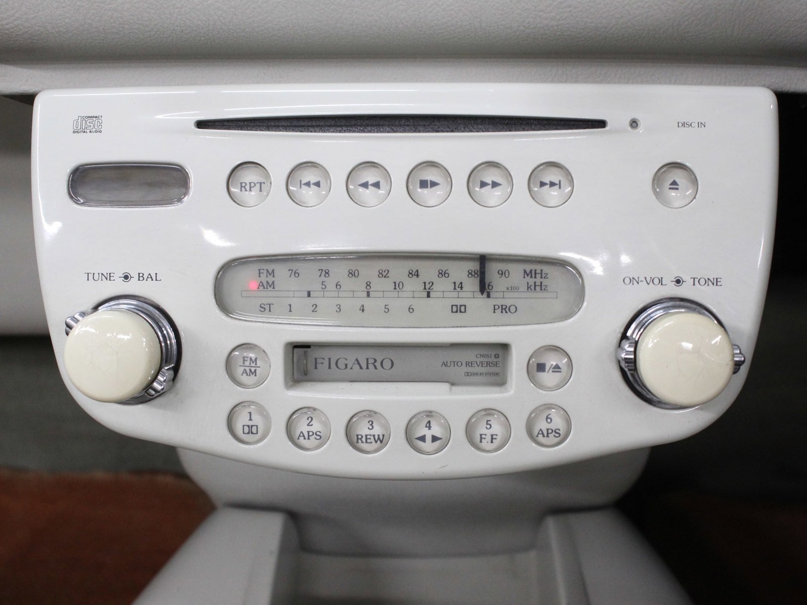 1991 Nissan Figaro 19