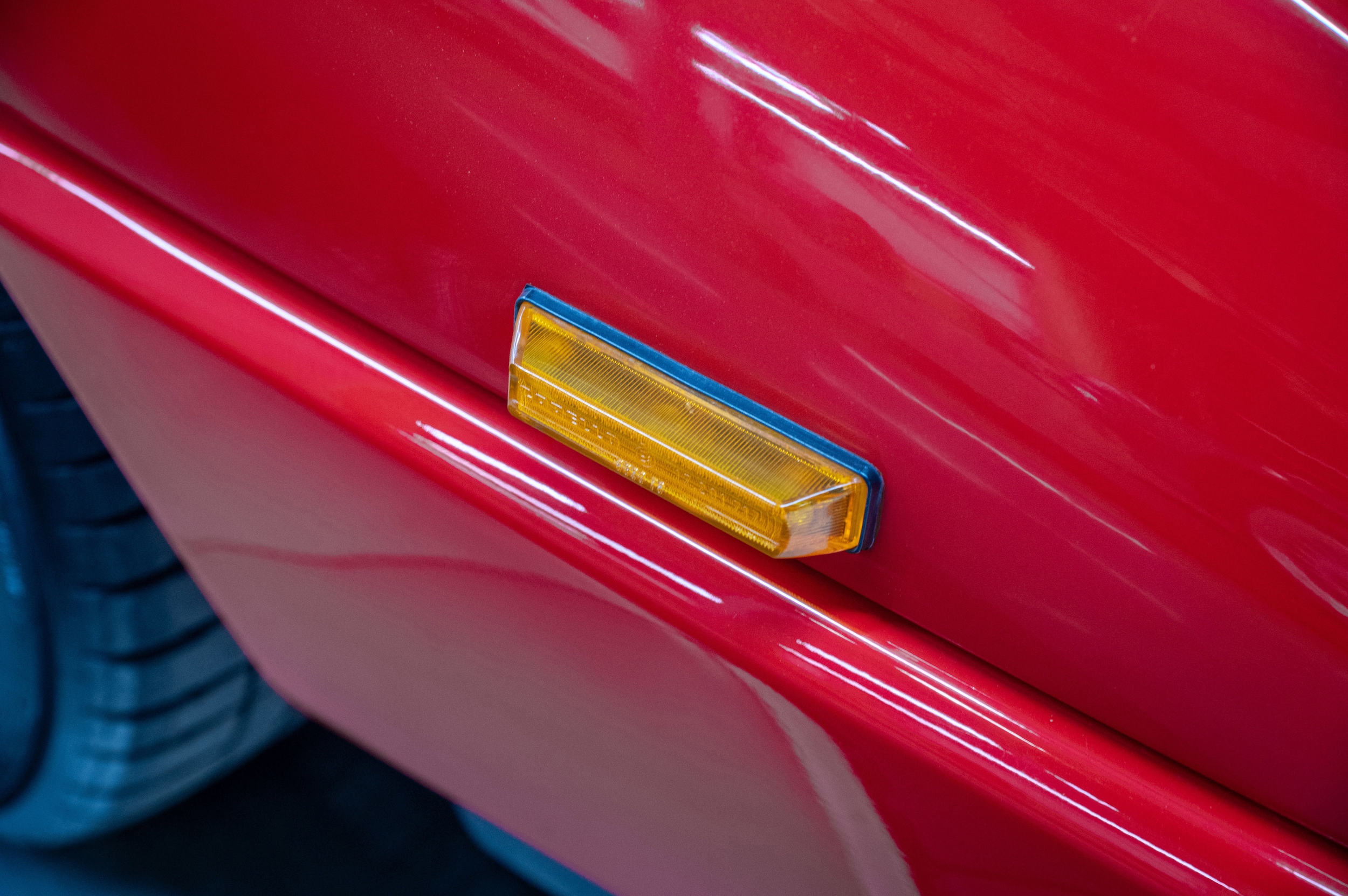 1991 Ferrari Mondial 99