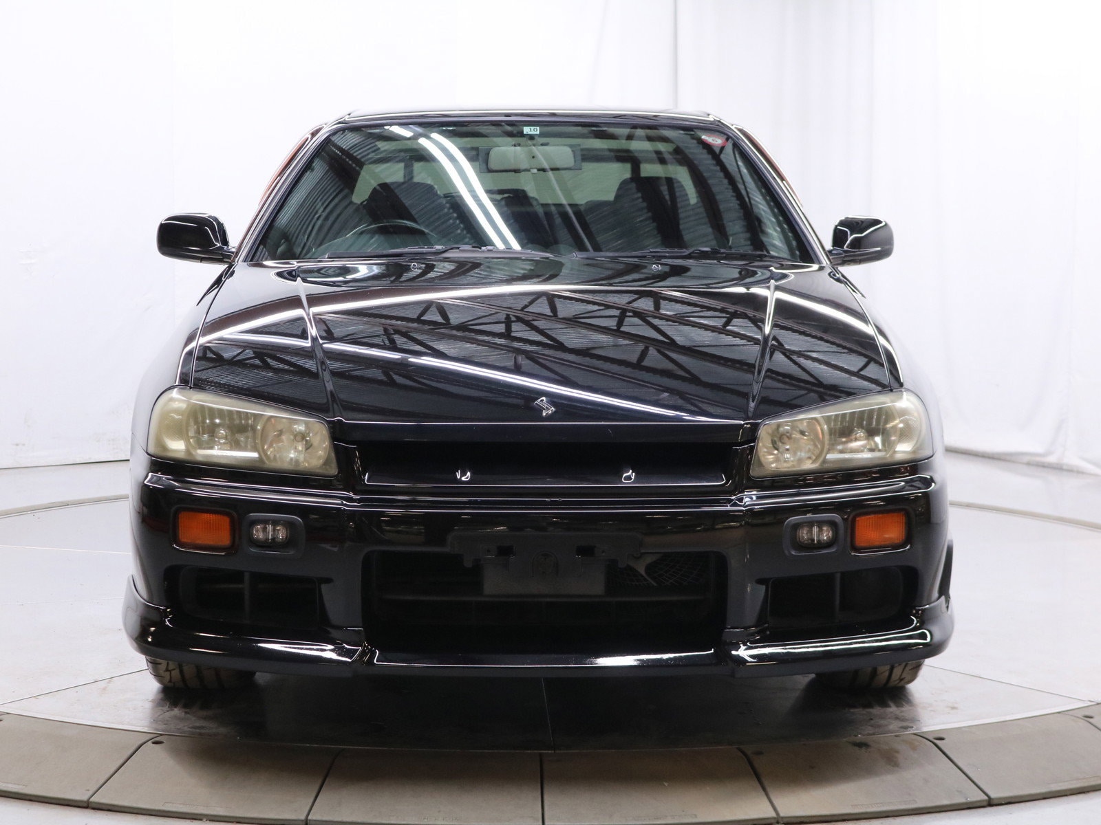 1999 Nissan Skyline 3