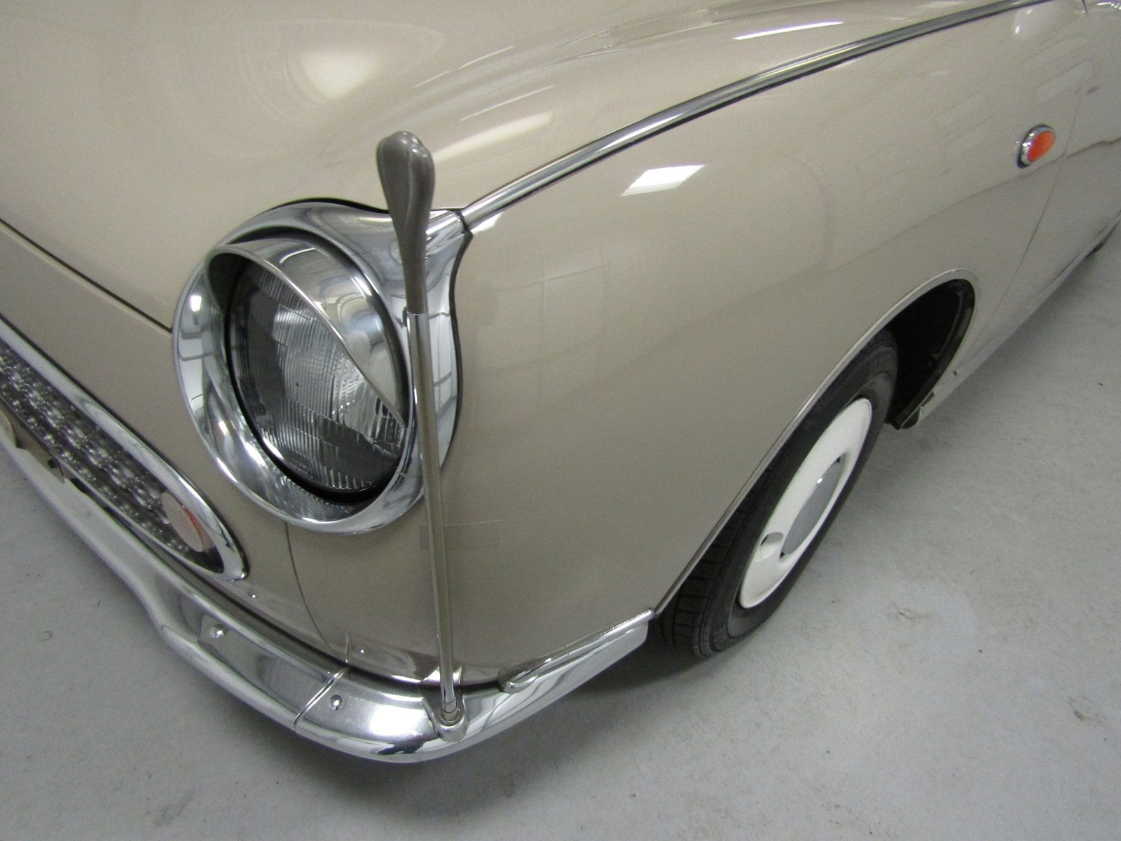 1991 Nissan Figaro 30