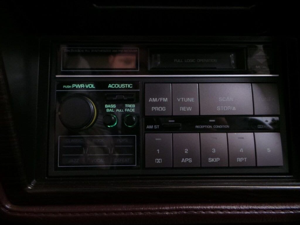 1988 Toyota Cressida 21