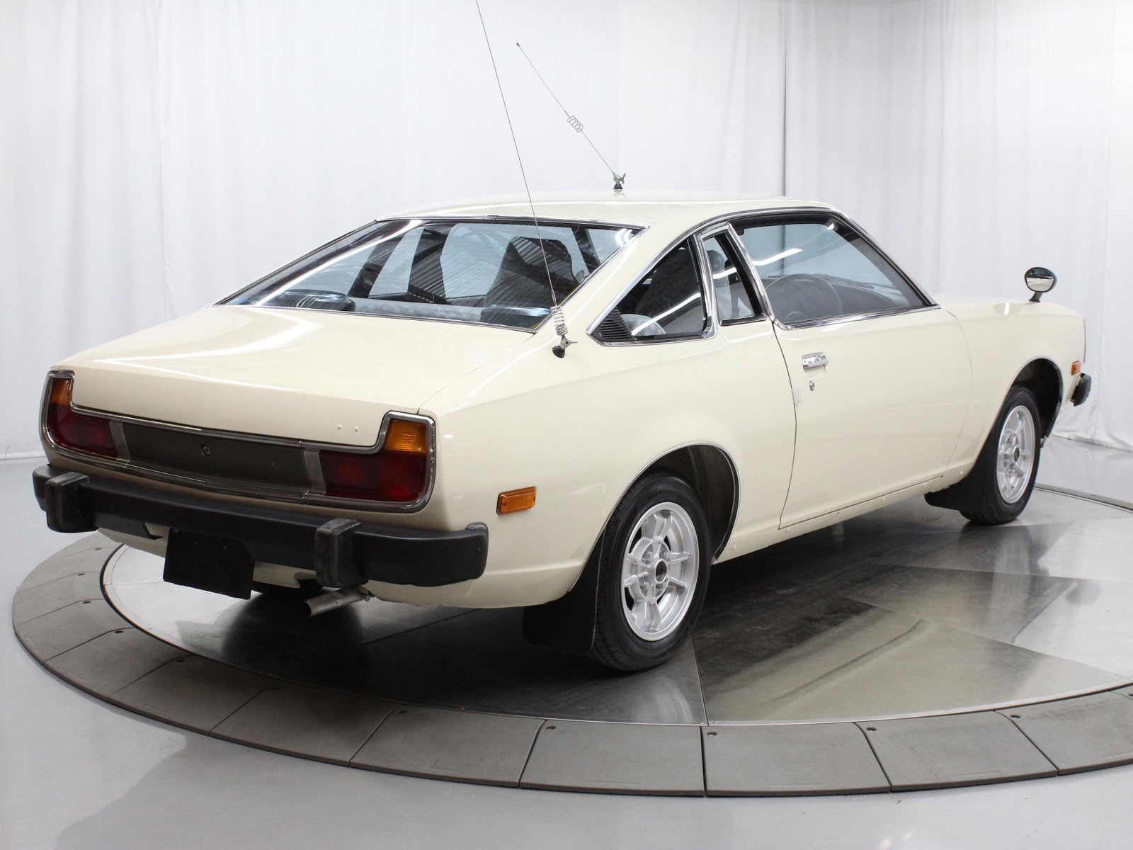 DOYUSHA 1/24 The 1976 MAZDA COSMO AP Model Kit w/Motor JAPAN