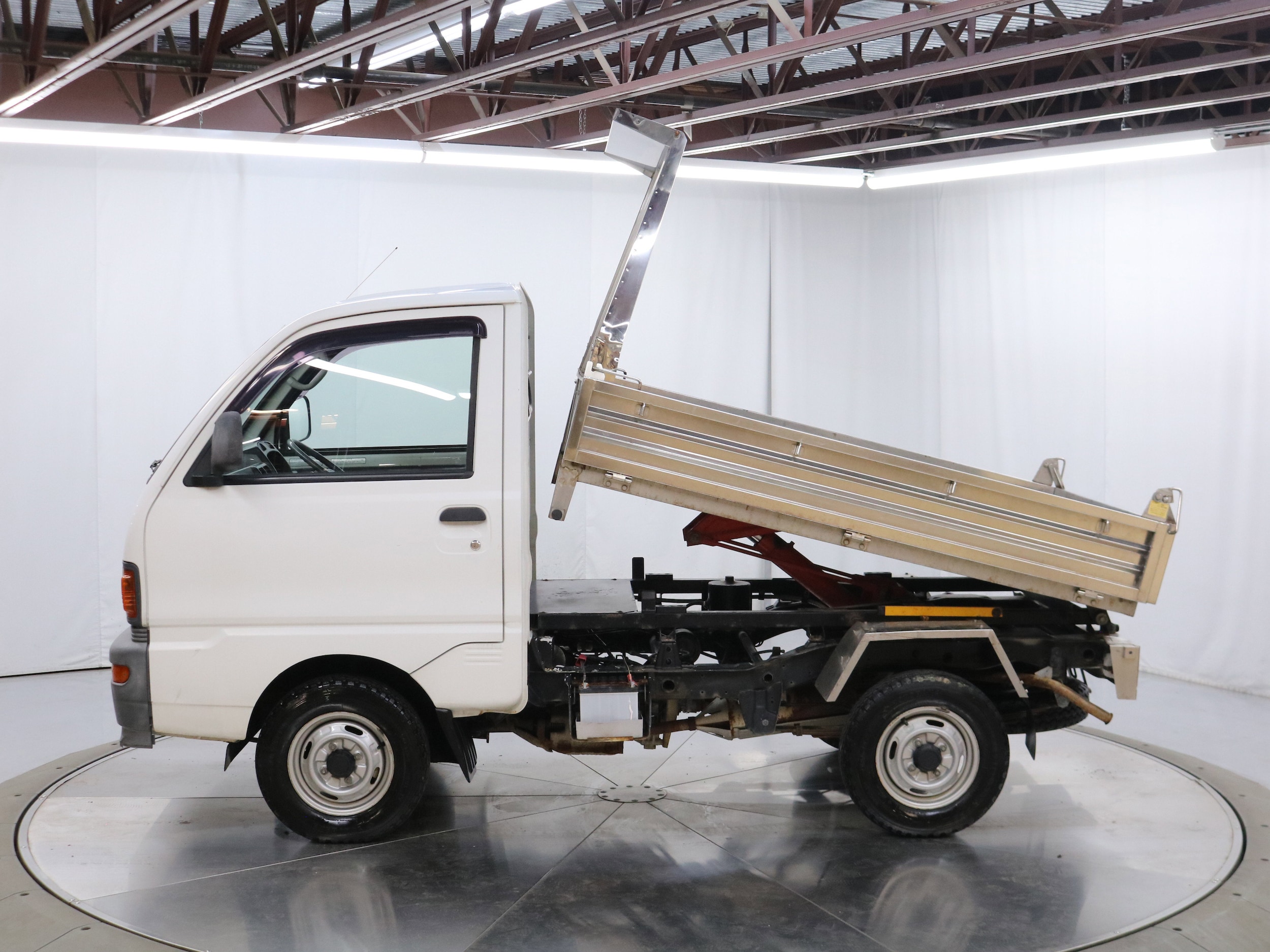 1996 Mitsubishi Minicab 54