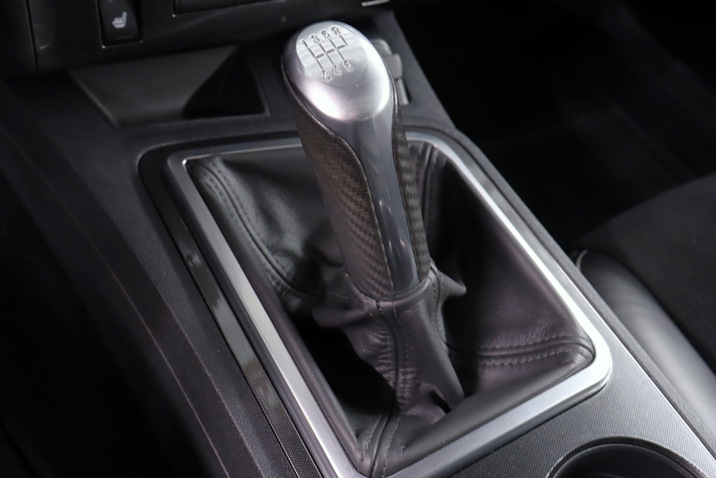 2010 Dodge Challenger 18