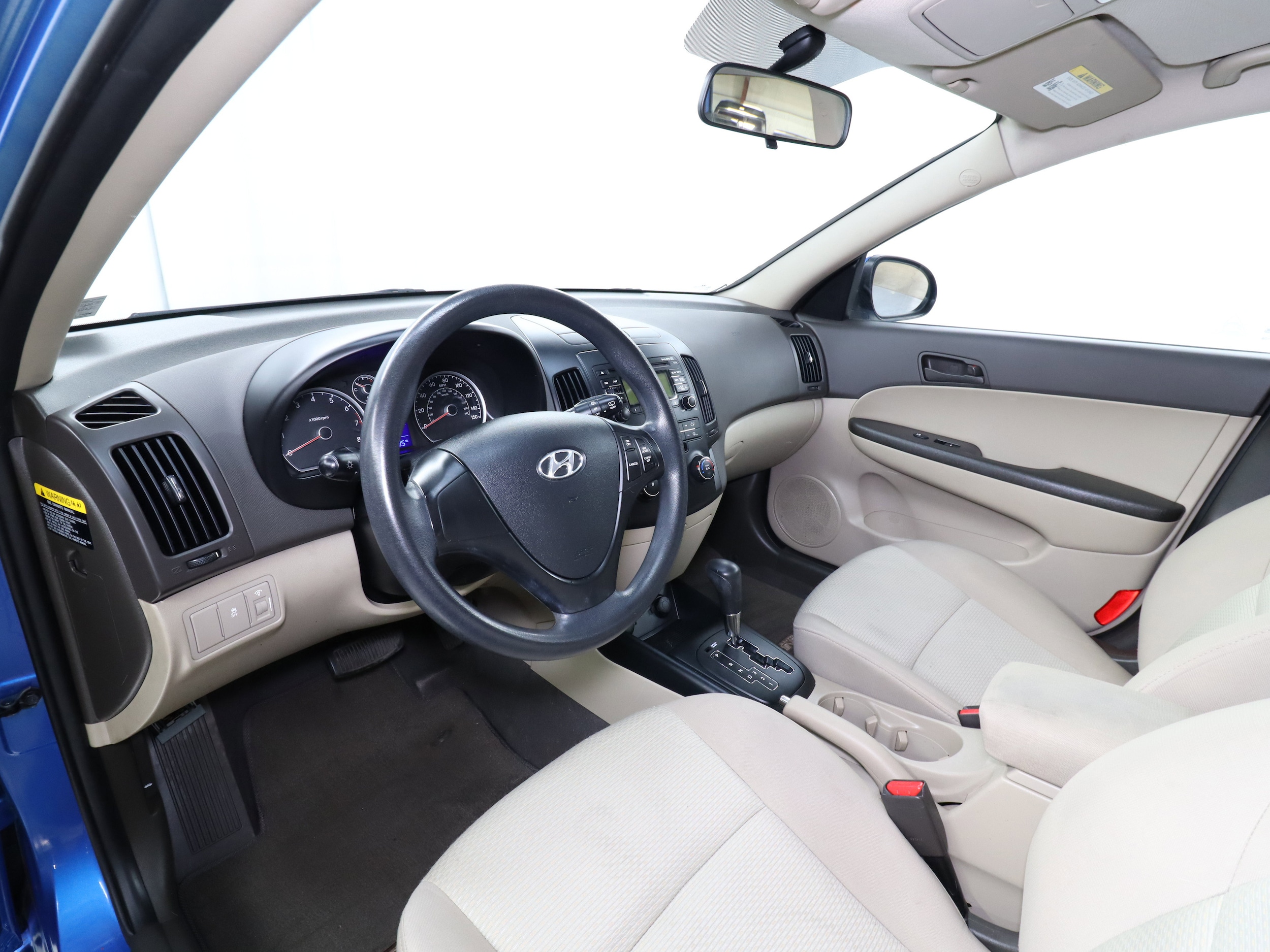 2011 Hyundai Elantra Touring 9