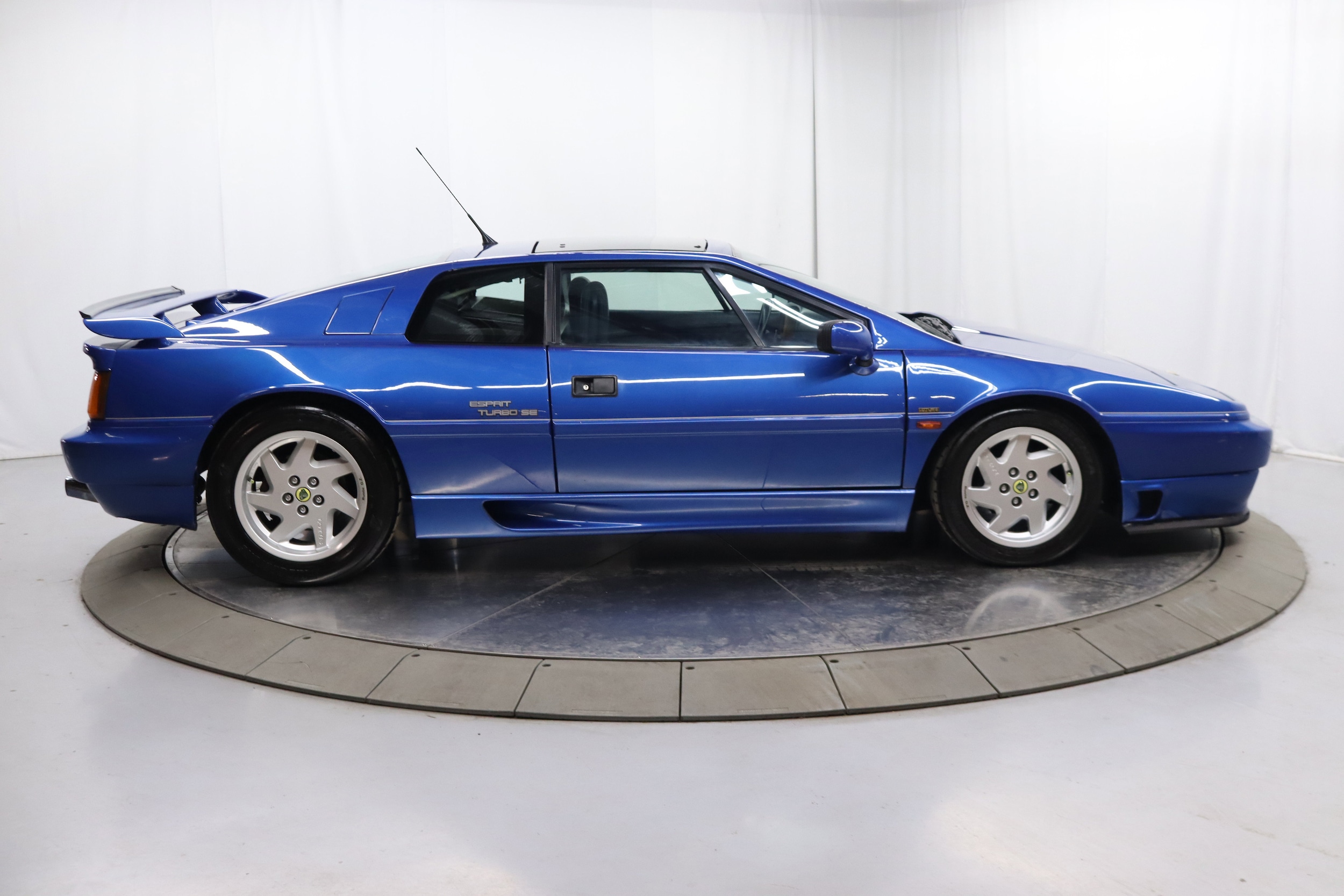 1990 Lotus Espirit Turbo SE 10