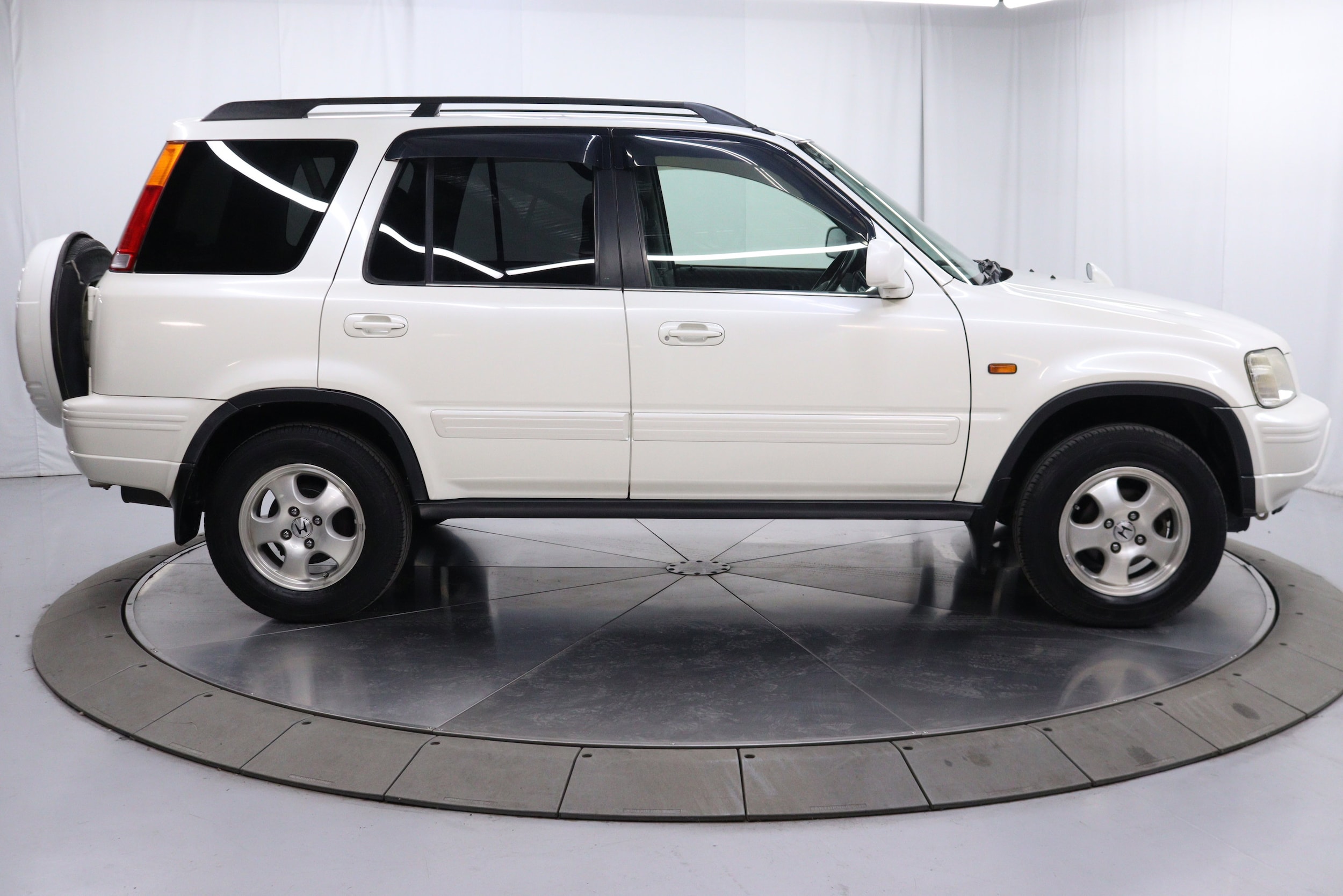 1998 Honda CR-V 9