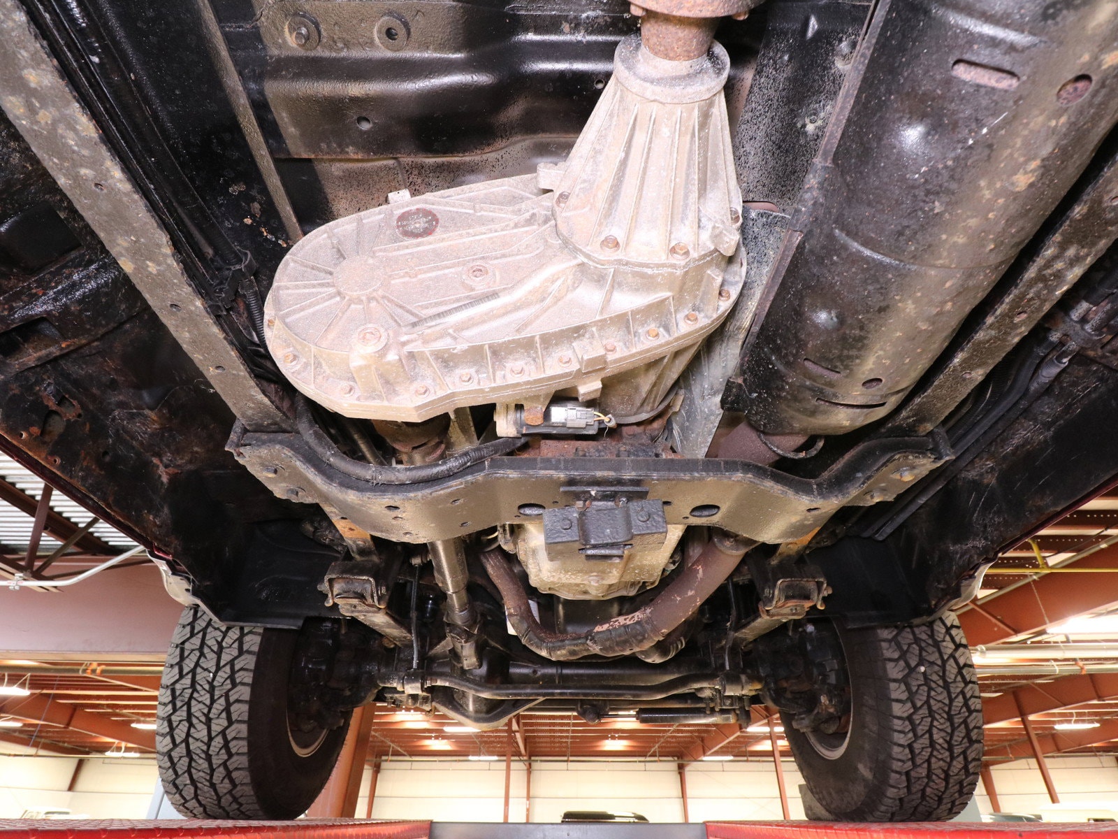 2005 Ford Excursion 38