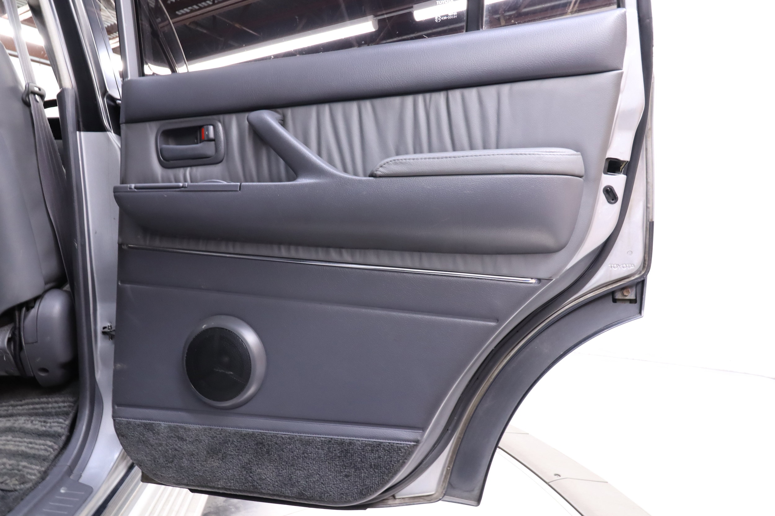 1994 Toyota Land Cruiser 28