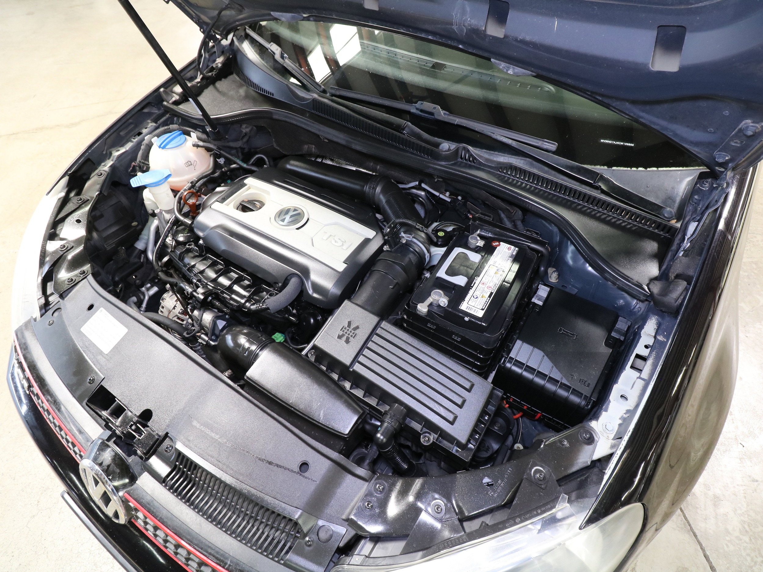 2012 Volkswagen GTI 26