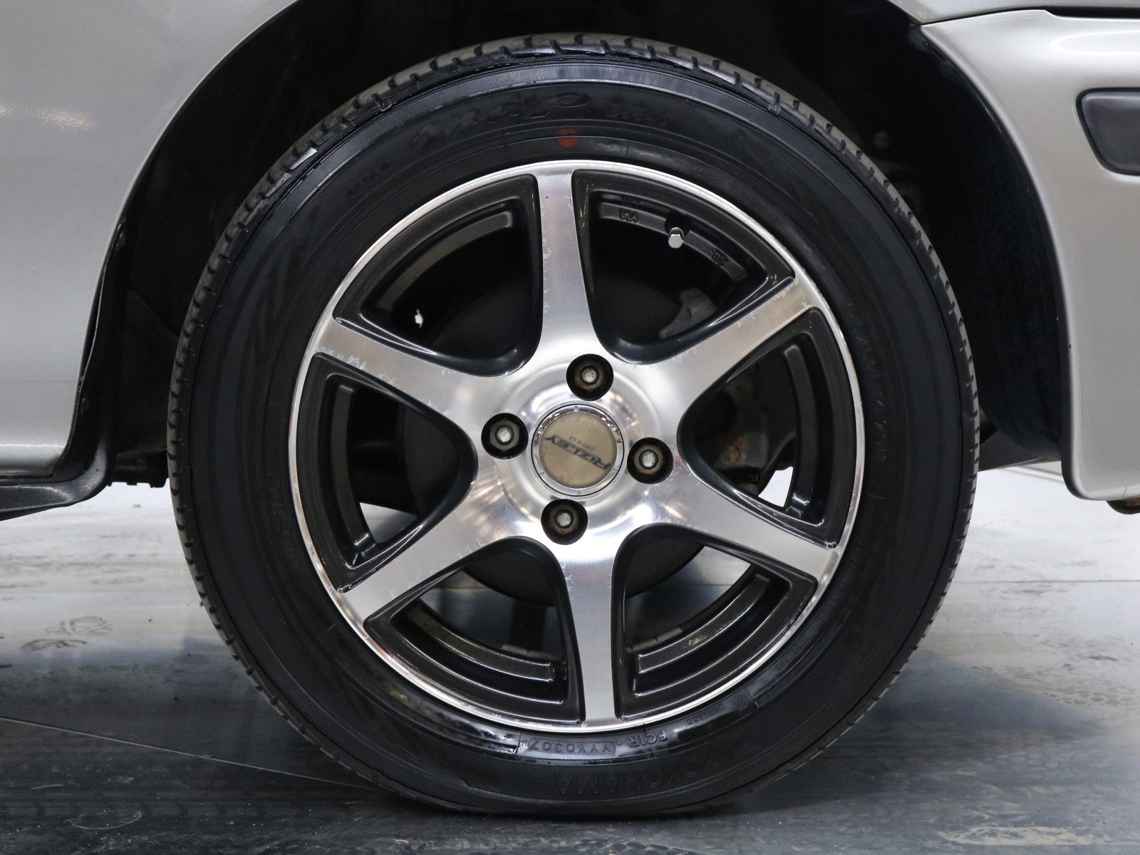 1998 Nissan March 32