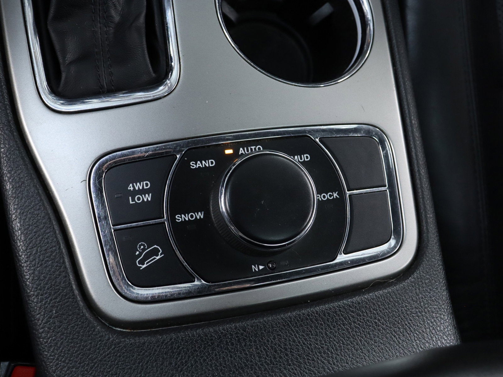 2018 Jeep Grand Cherokee 16