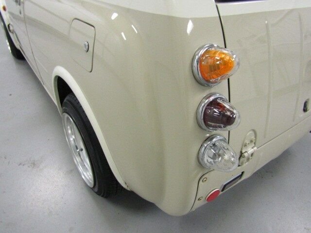 1989 Nissan Pao 36