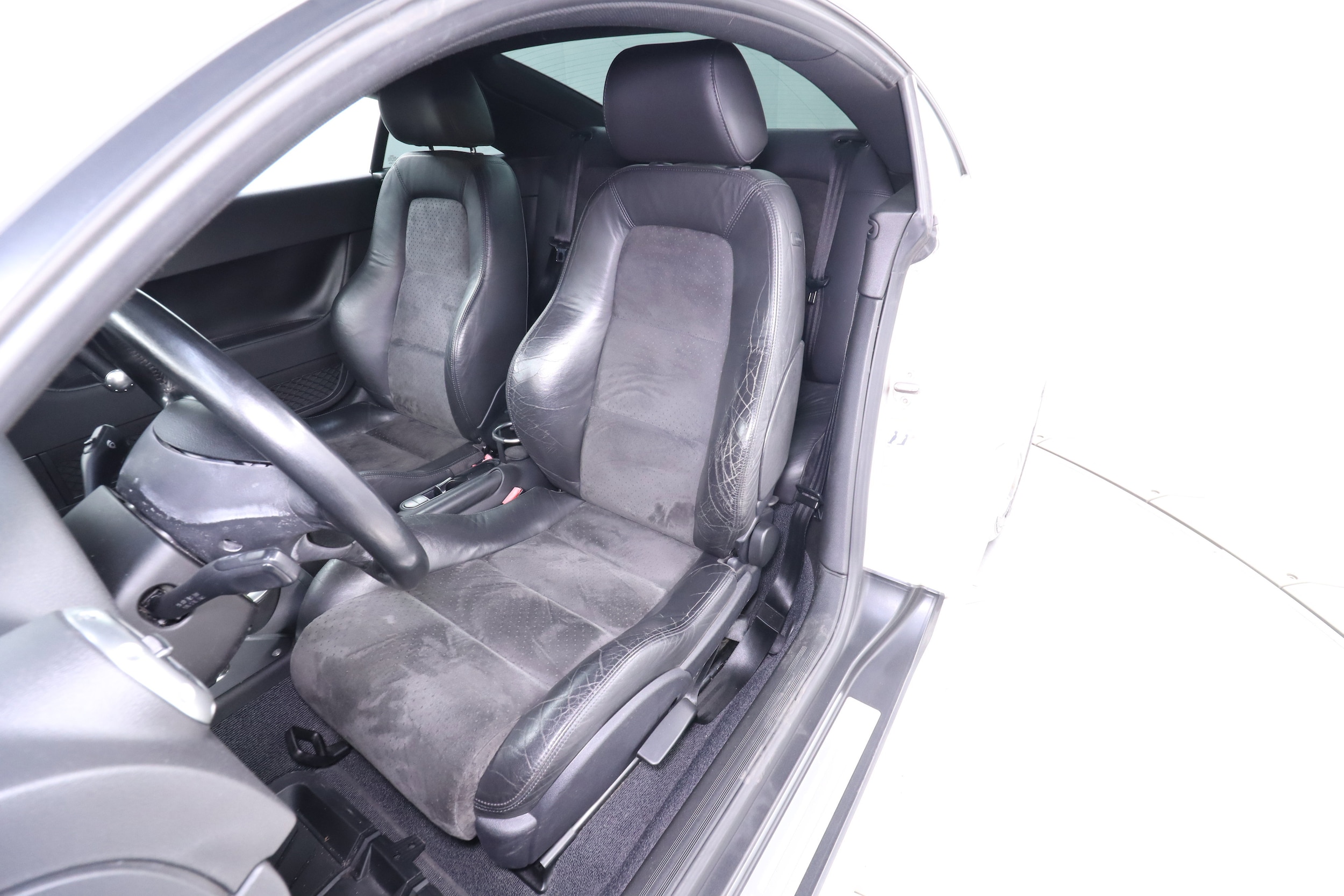 2000 Audi TT 19