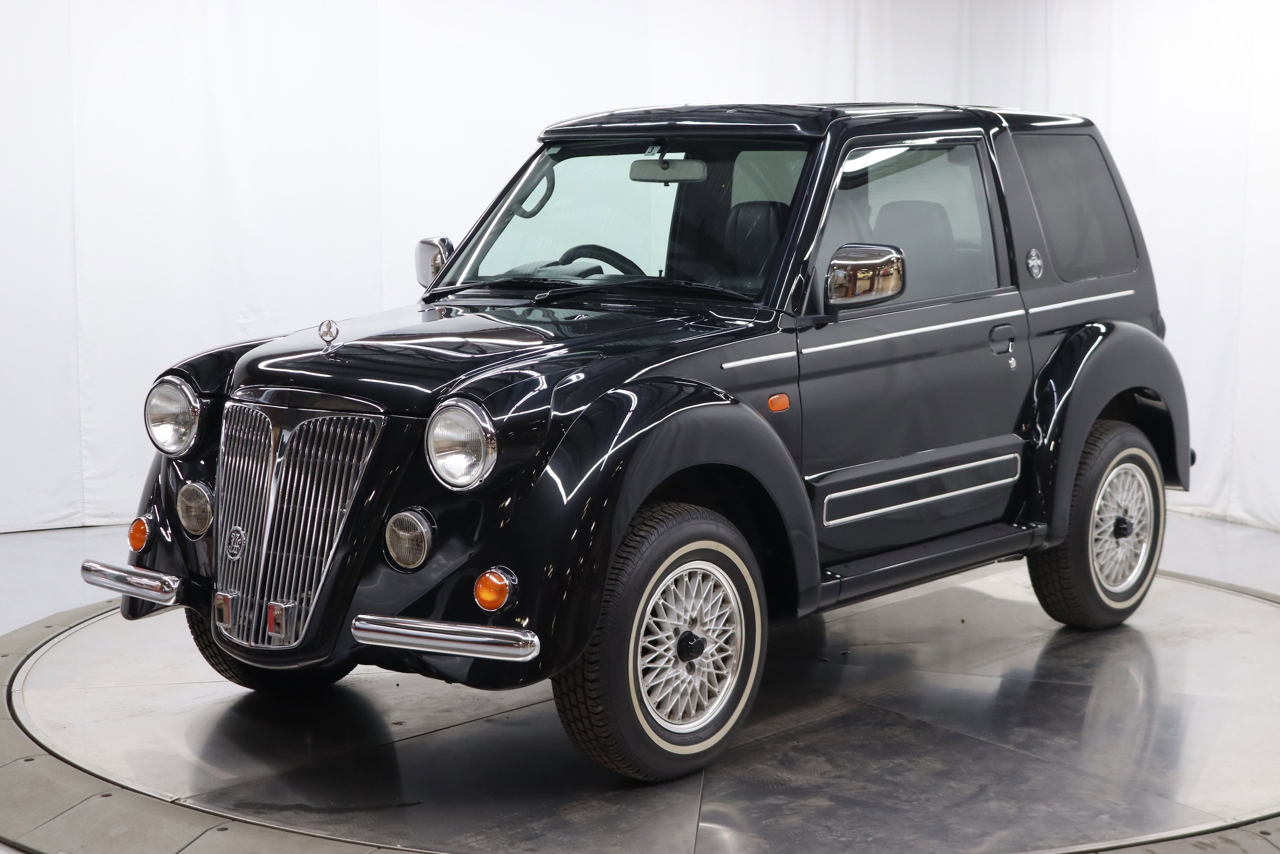 1998 Mitsubishi Pajero Jr 5
