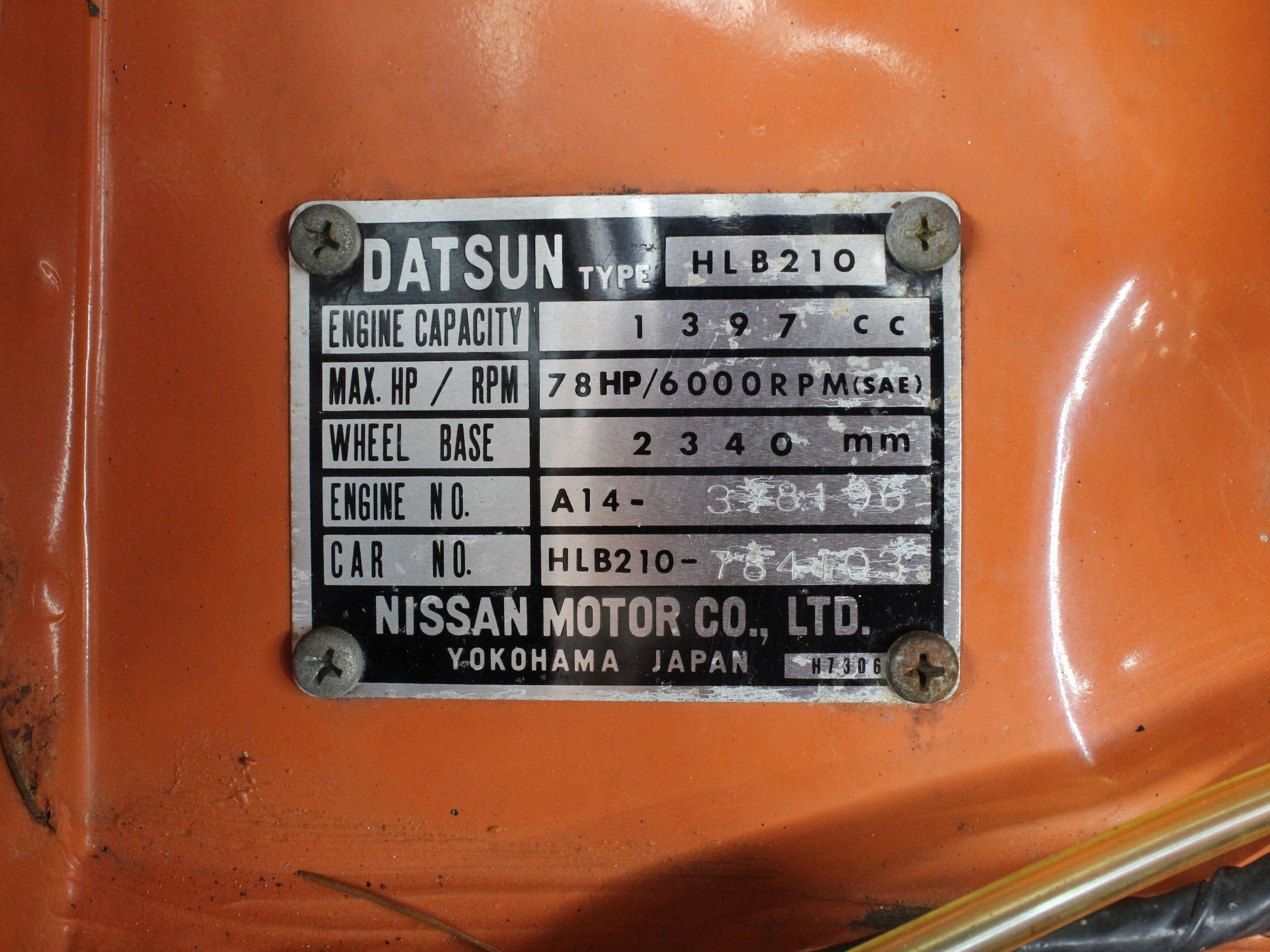 1976 Datsun B210 51