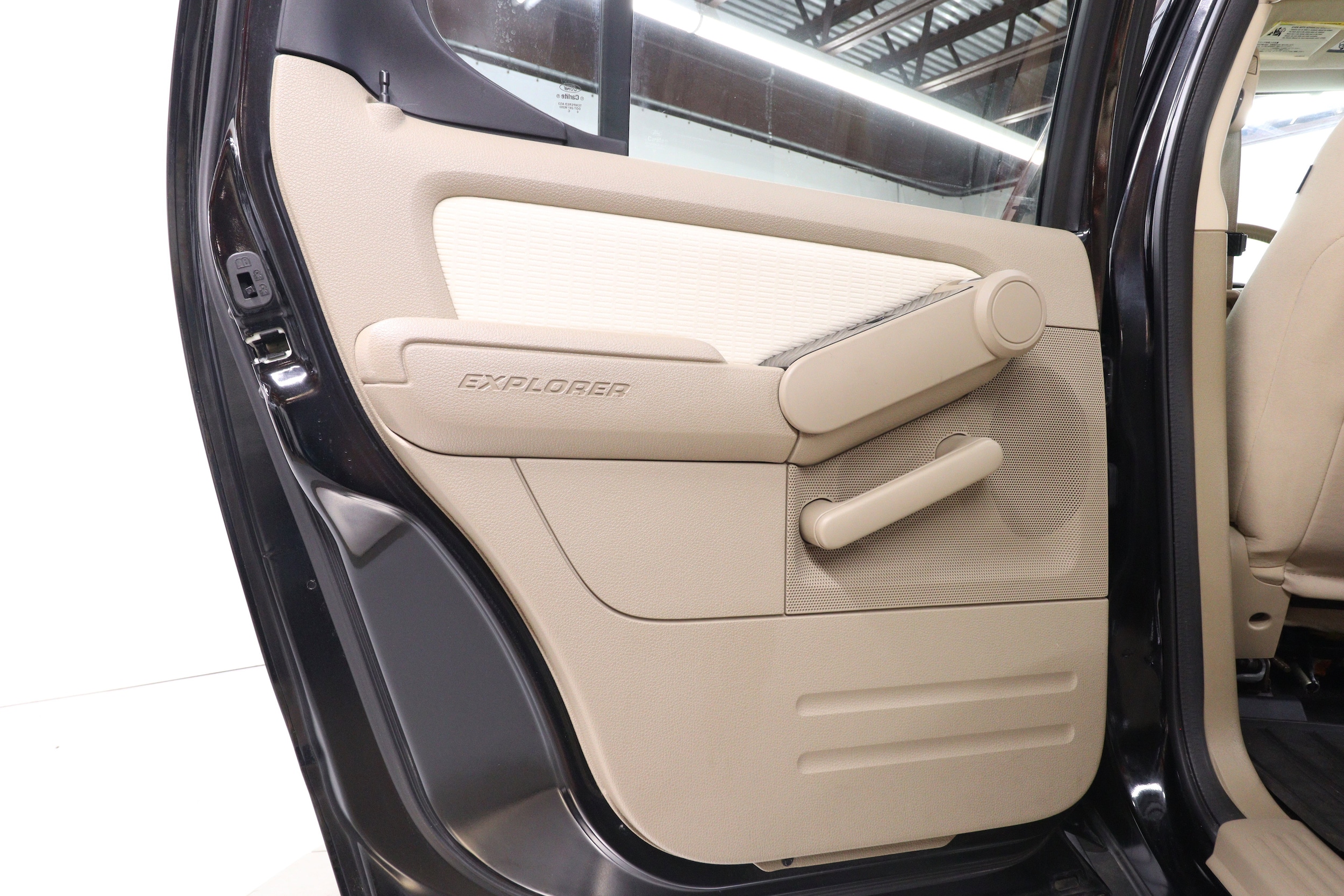 2010 Ford Explorer Sport Trac 25