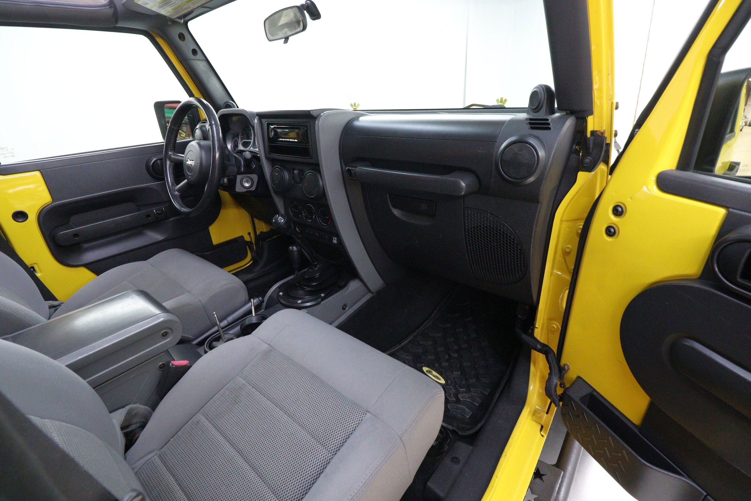 2009 Jeep Wrangler 16