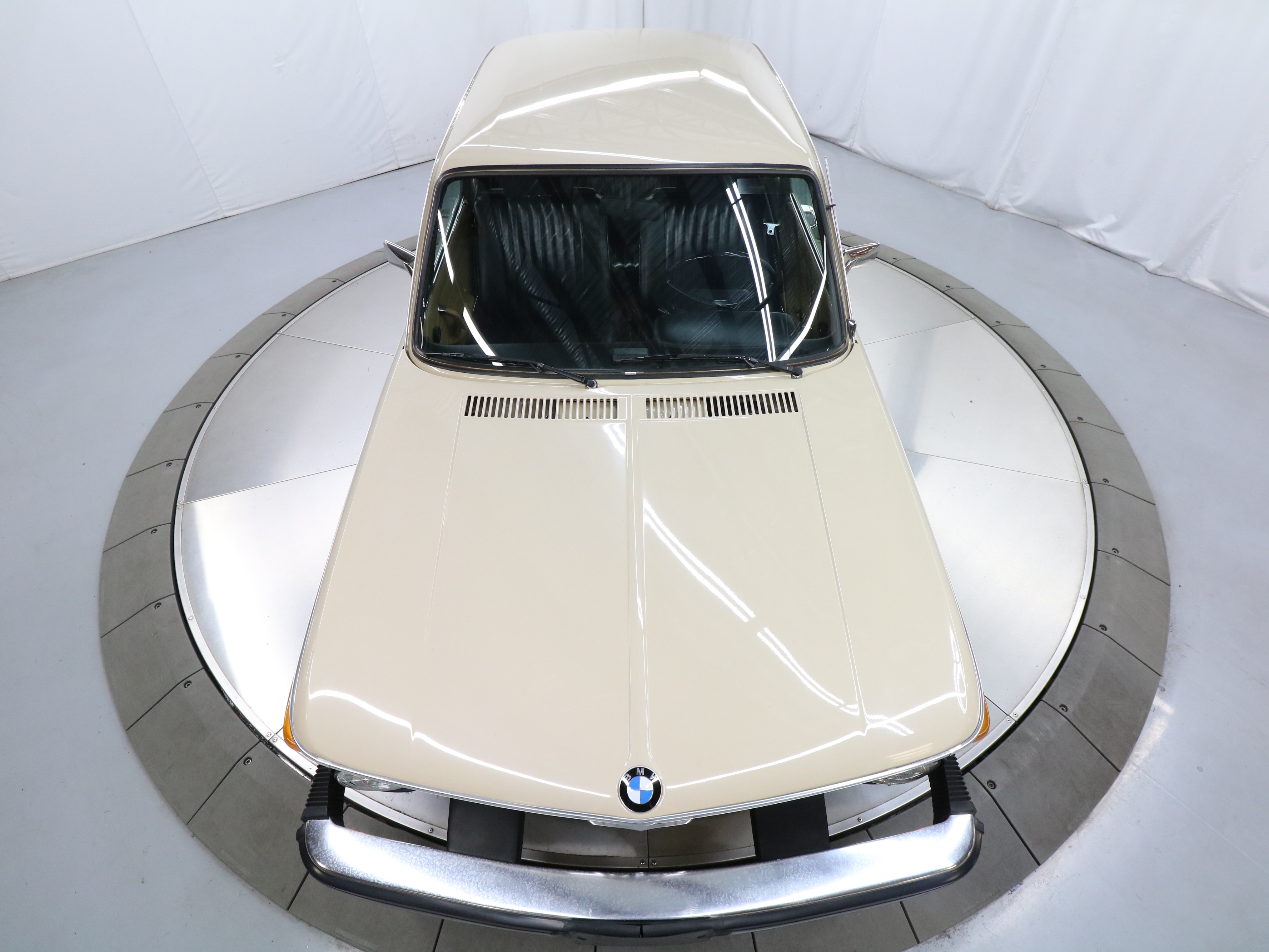1974 BMW 2002 34