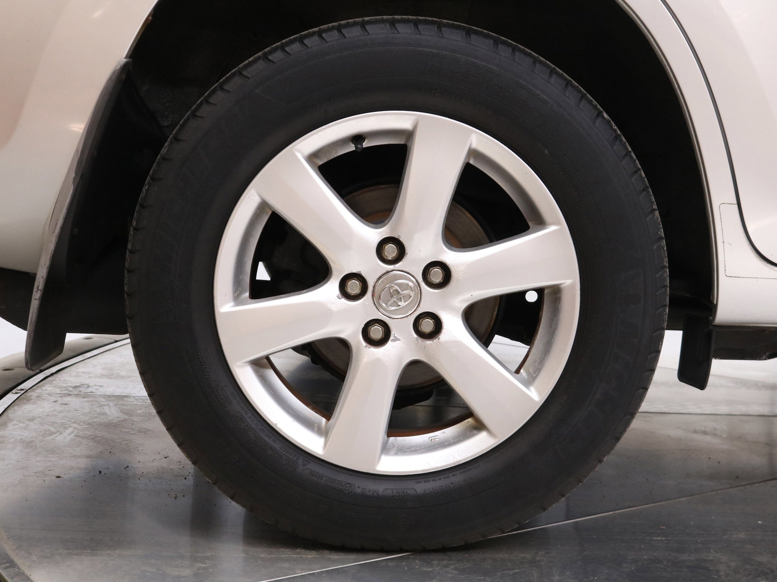 2008 Toyota RAV4 33
