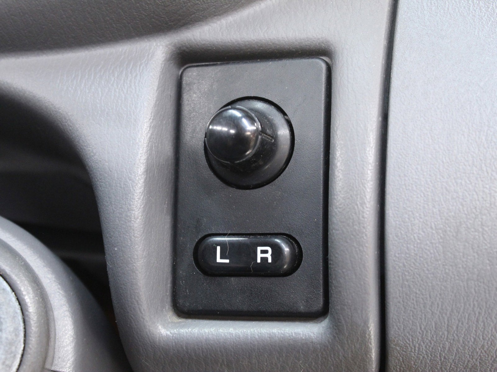 1997 Nissan March 45