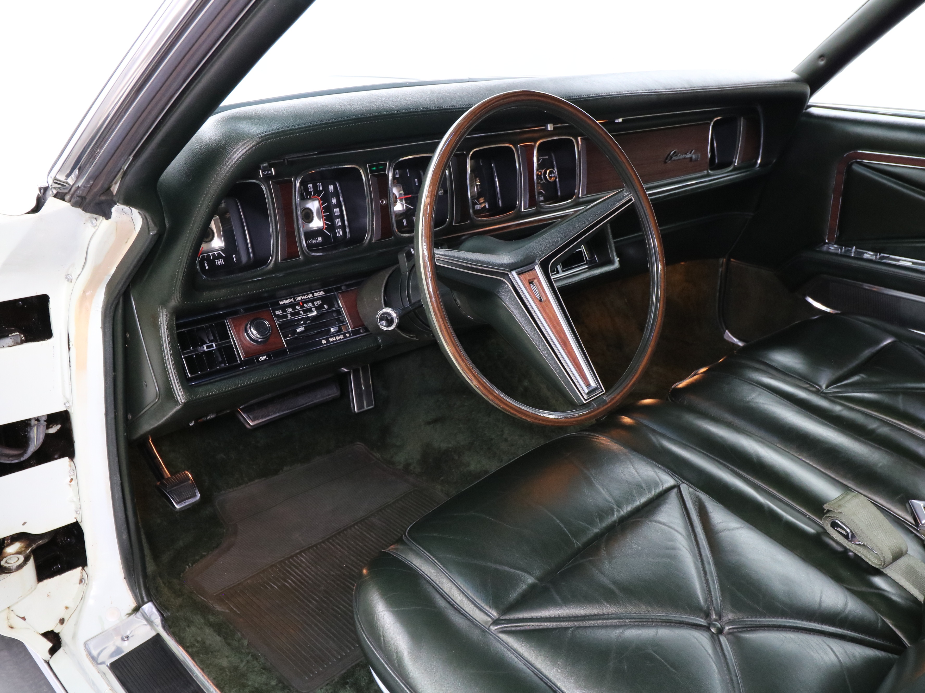 1970 Lincoln Mark III 9