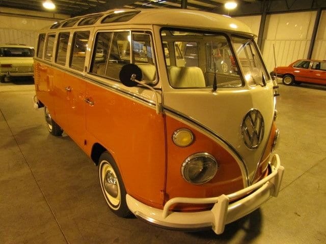 1964 Volkswagen Bus 2