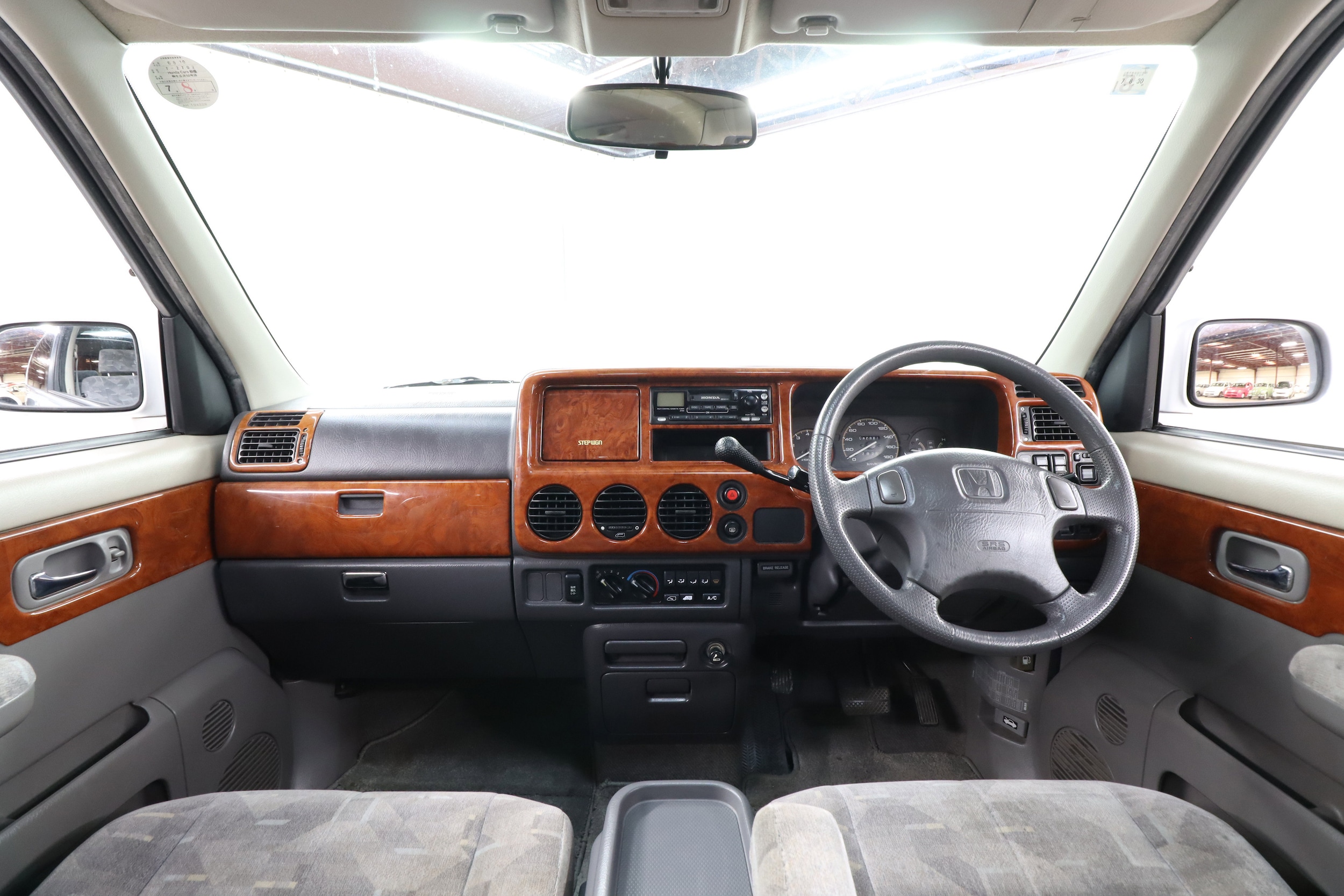 1998 Honda StepWgn 52