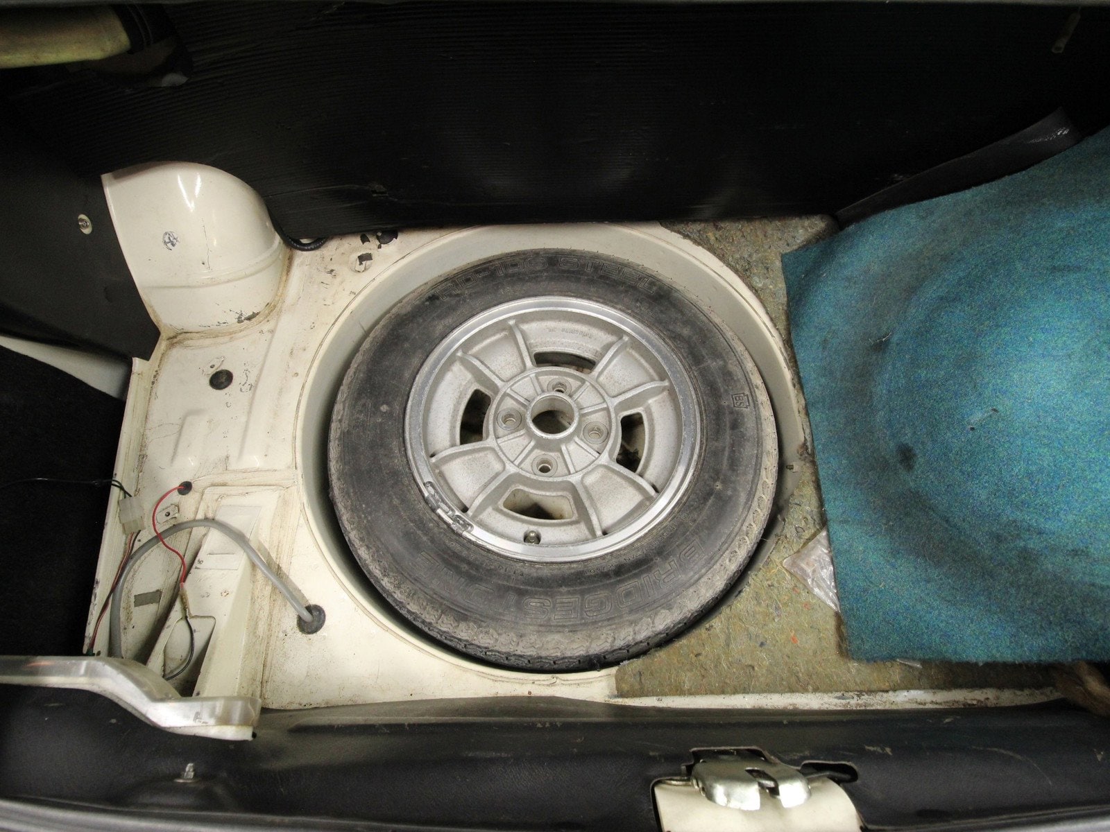 1976 Mazda Cosmo 24