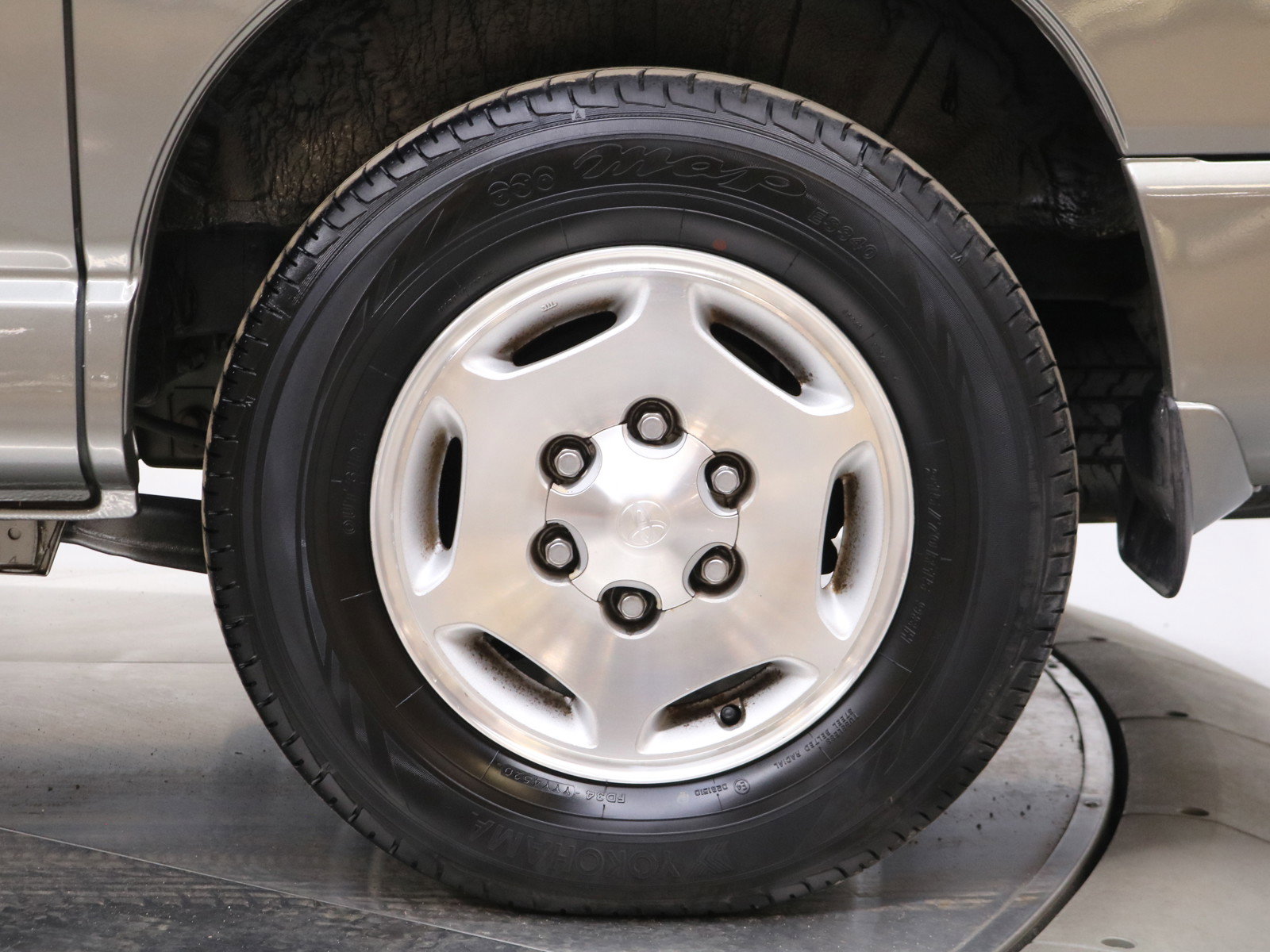 1999 Toyota Grand Hiace 30