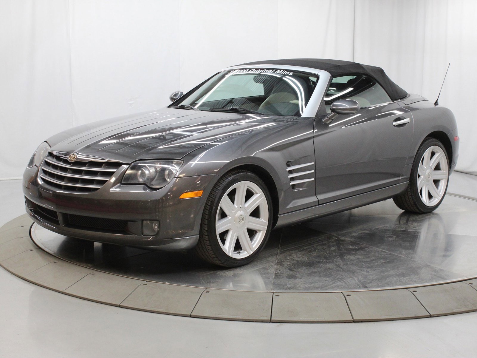 2005 Chrysler Crossfire 3