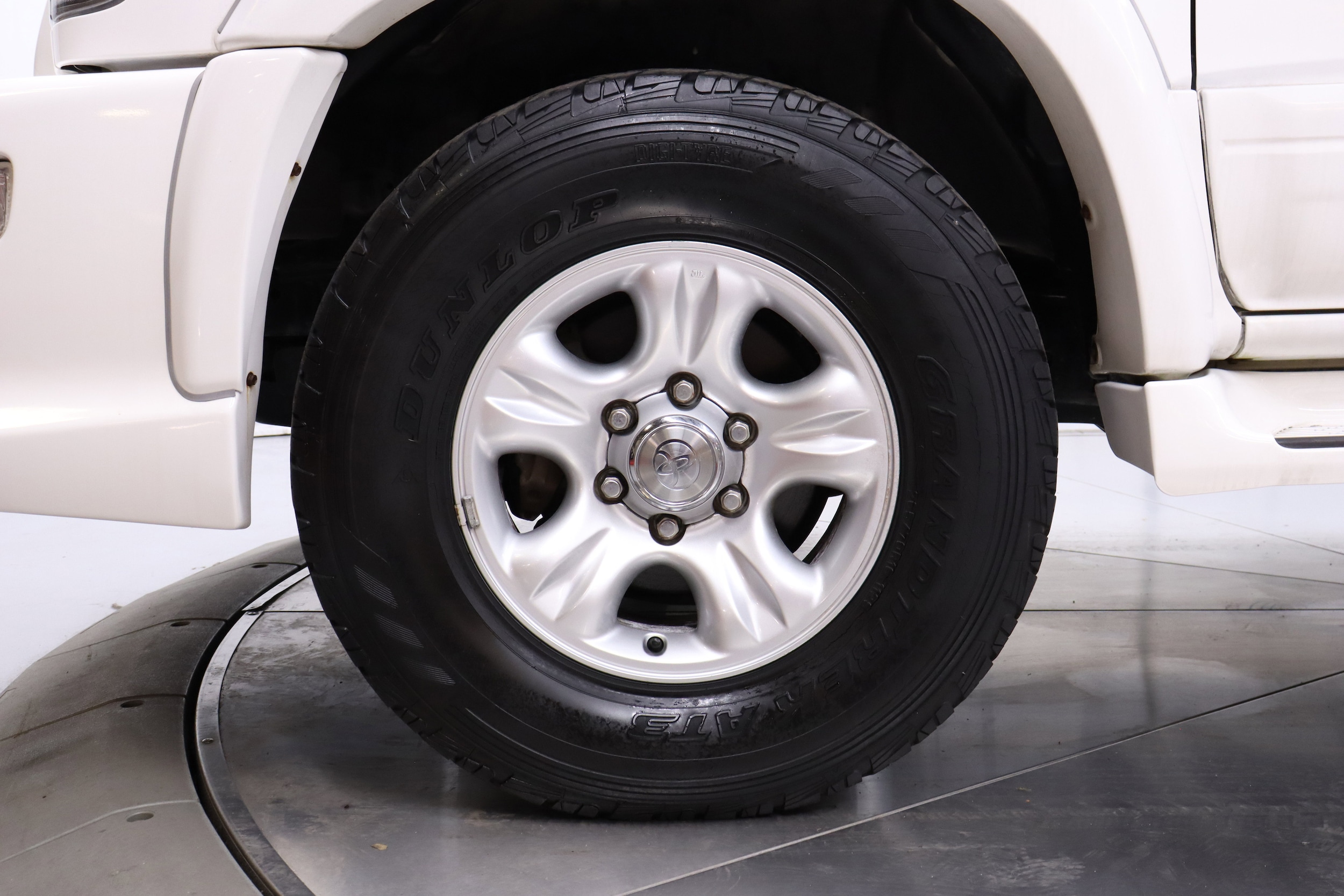 1999 Toyota Hilux 33