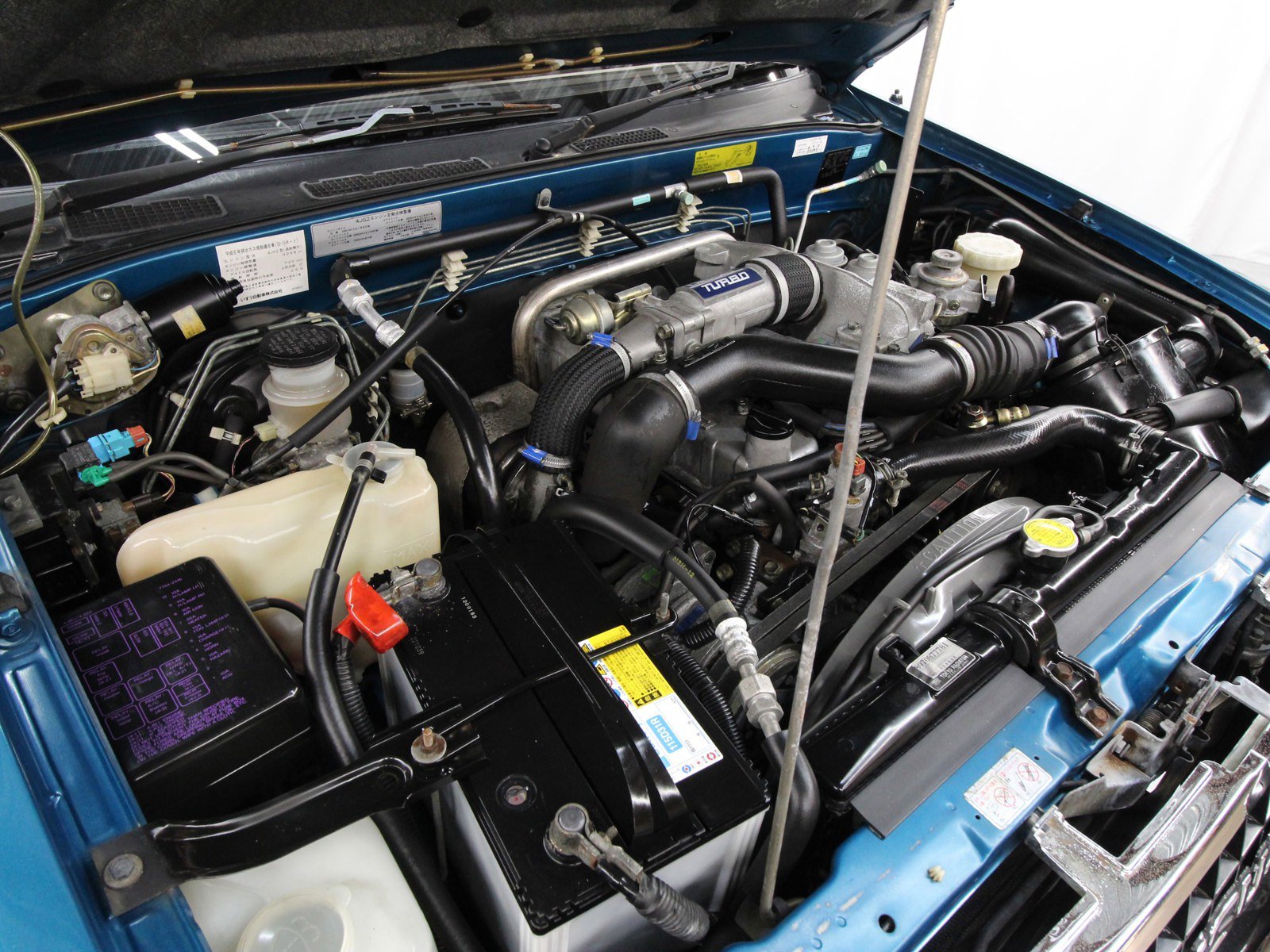 1995 Isuzu Mu 47