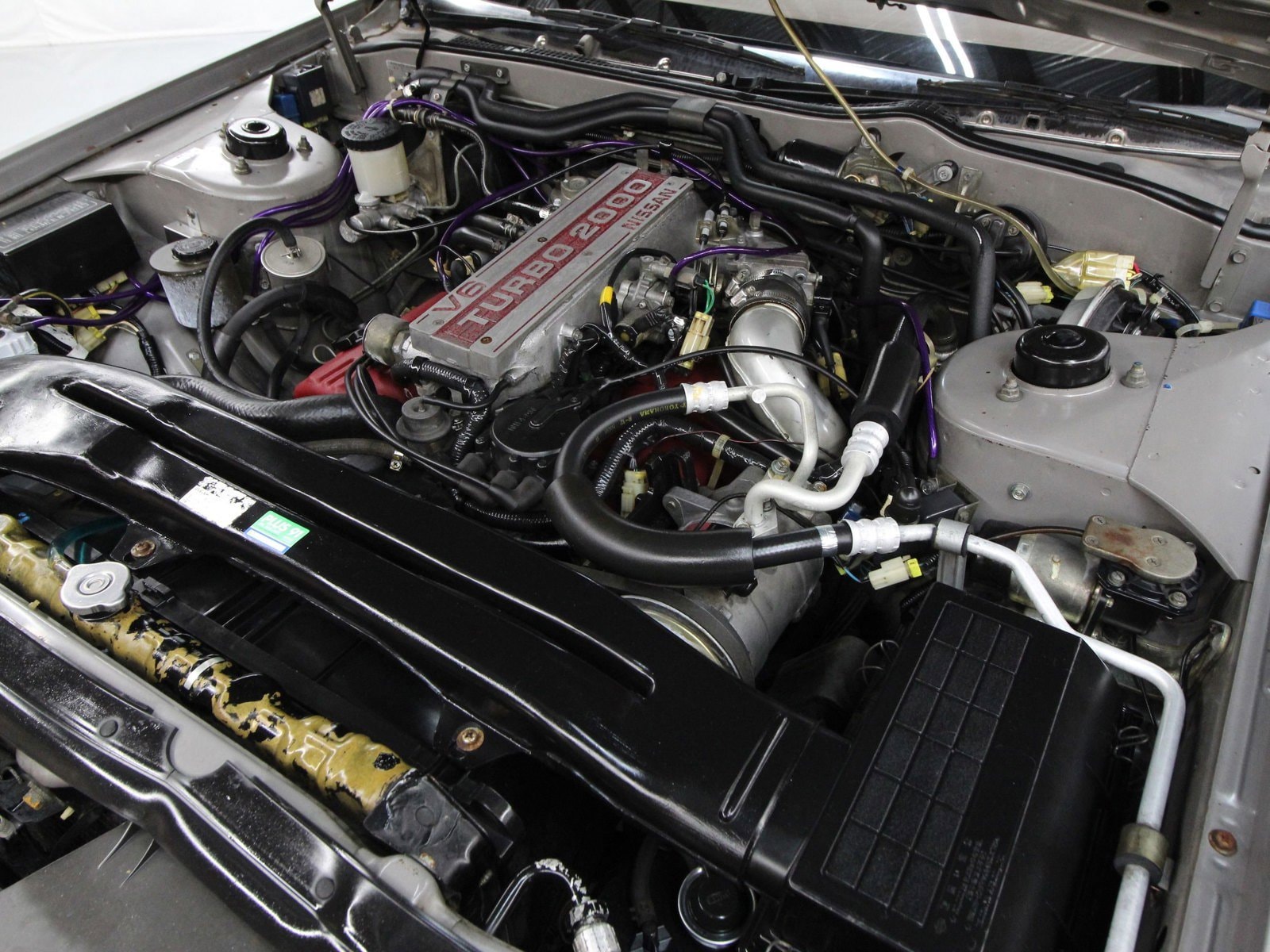 1983 Nissan Gloria 24