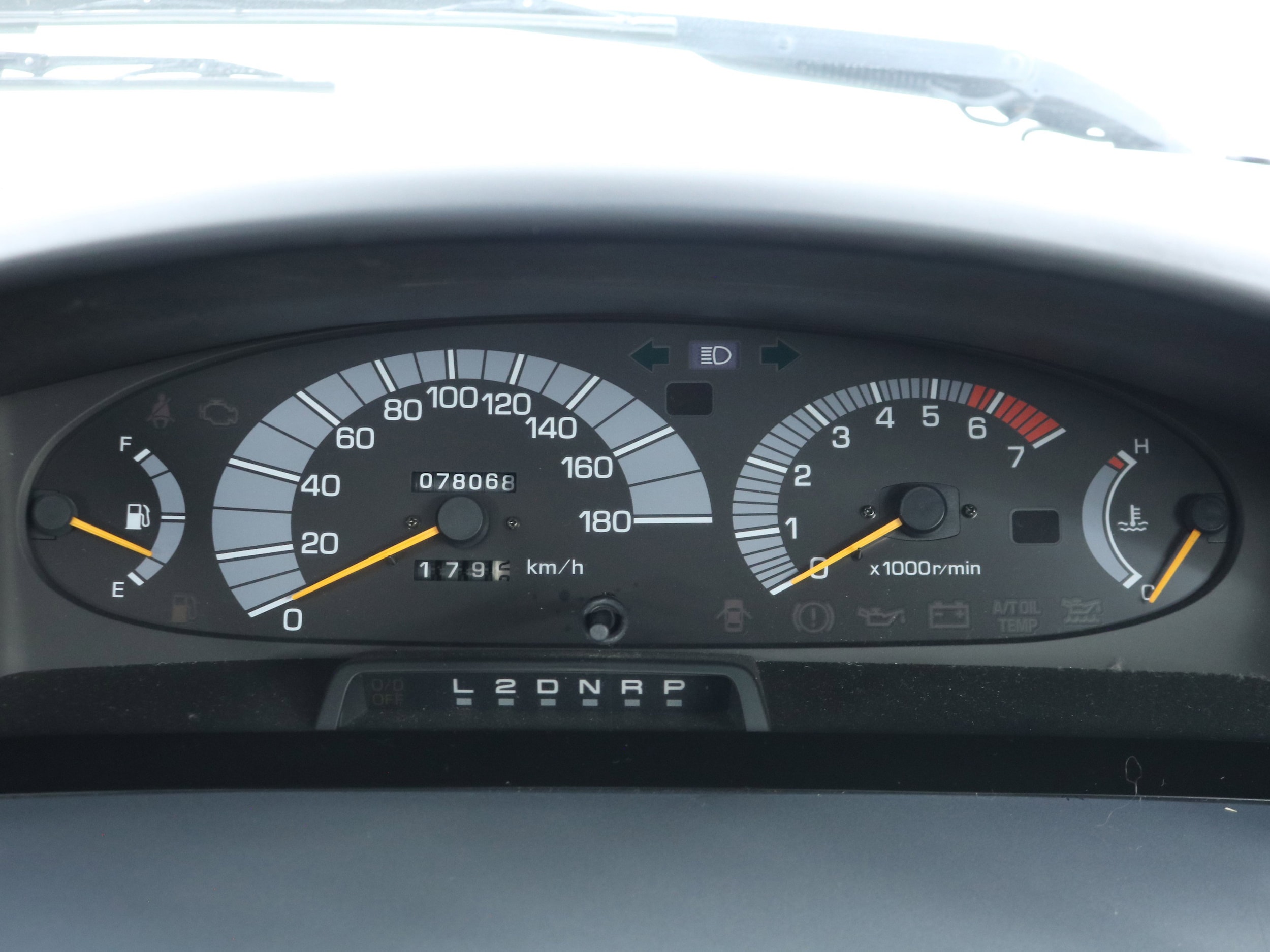 1998 Toyota Estima G 11