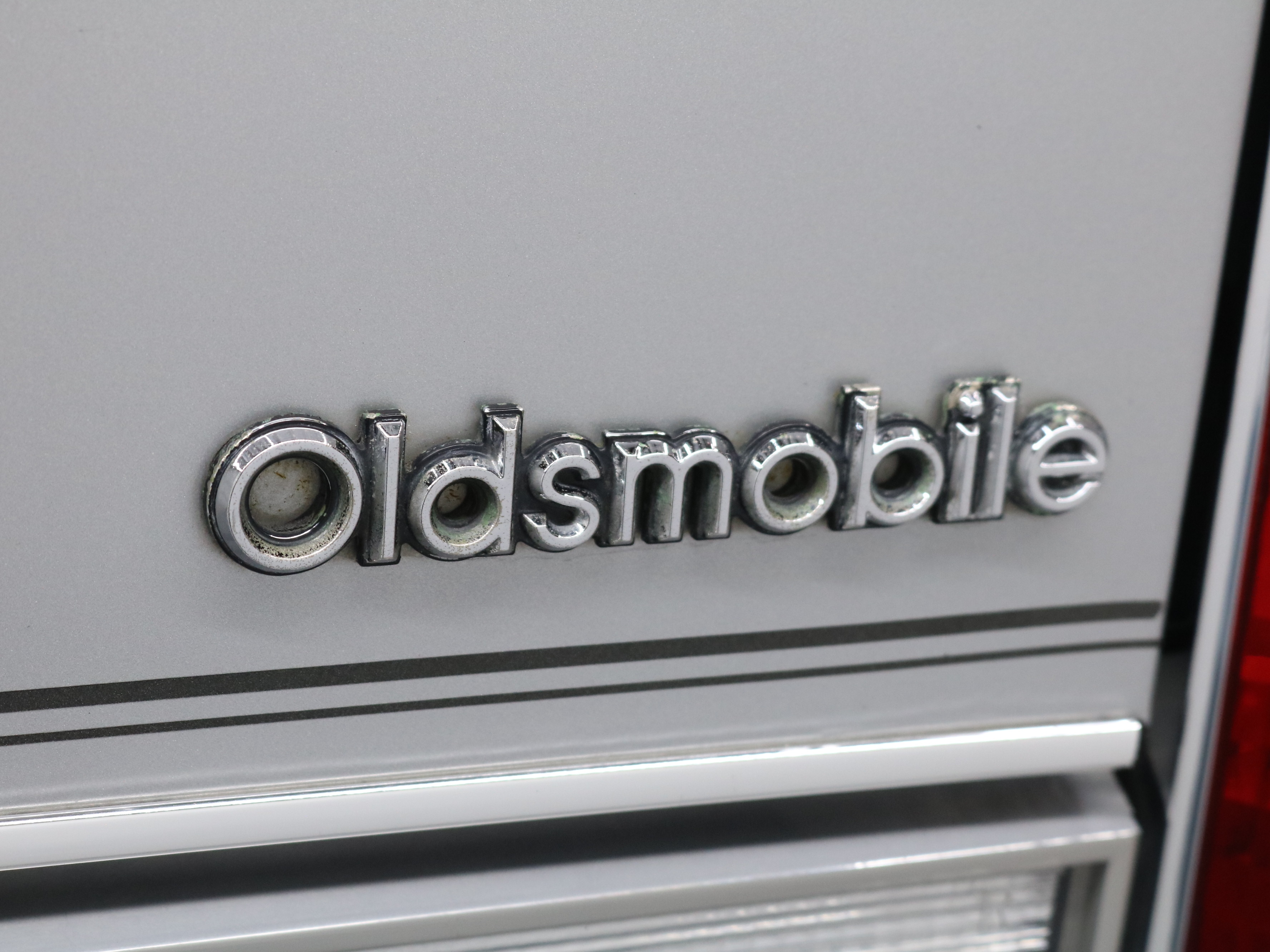 1985 Oldsmobile Cutlass Supreme 48