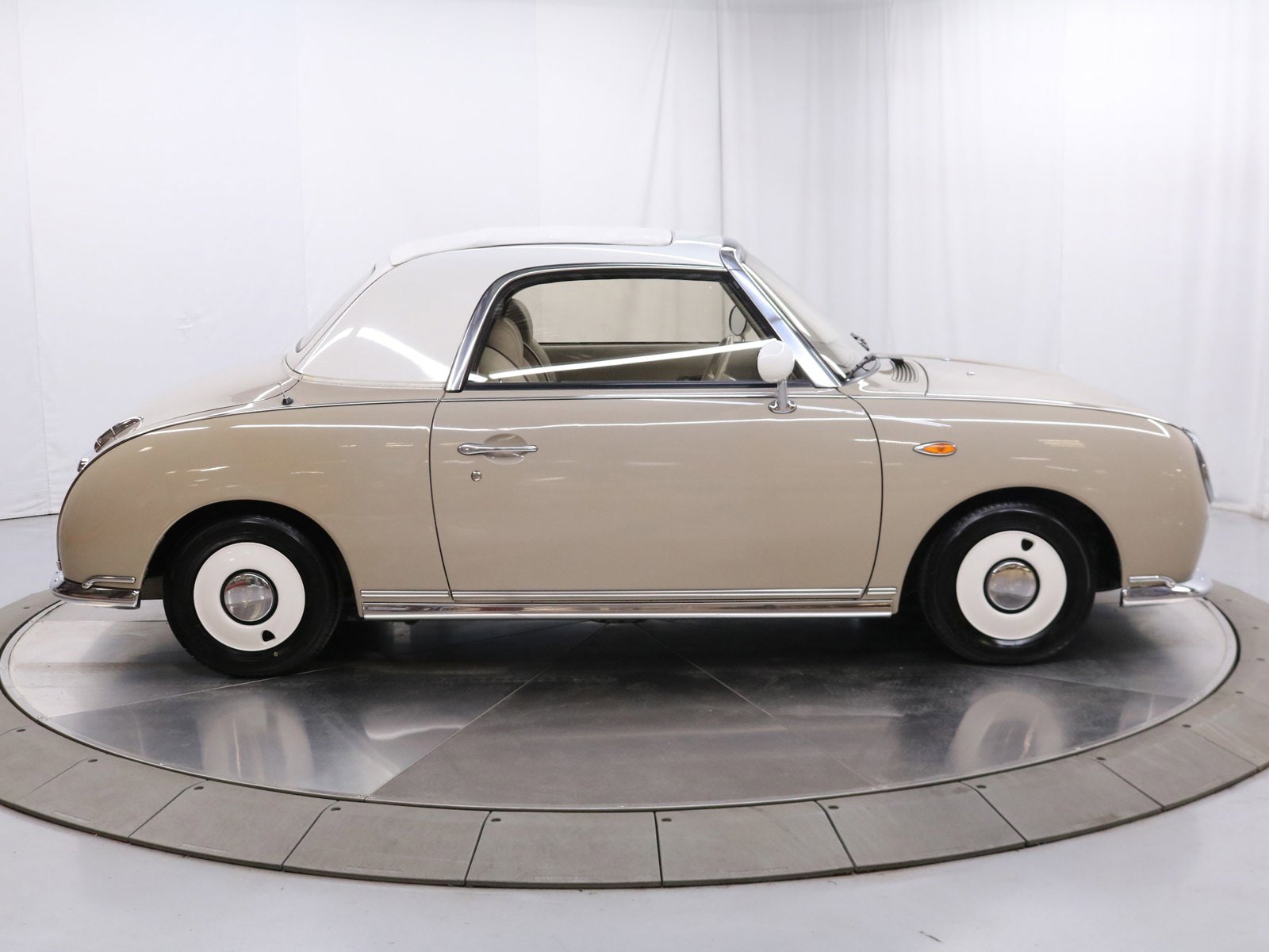 1991 Nissan Figaro 8