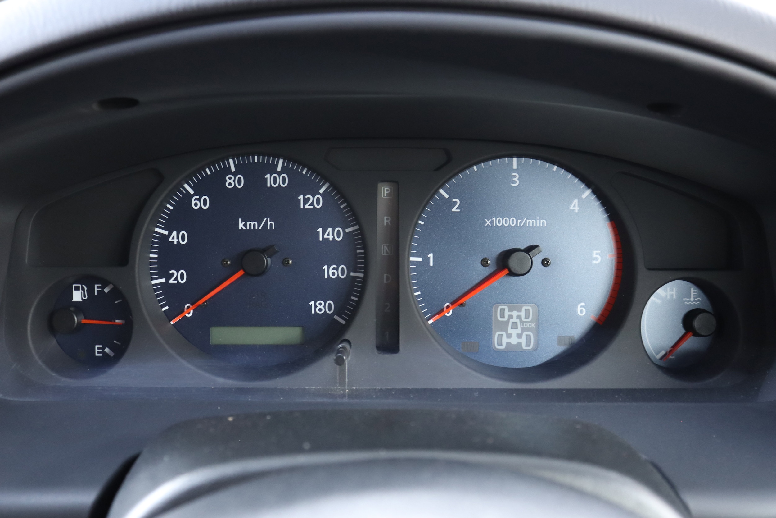 1999 Nissan Terrano 14