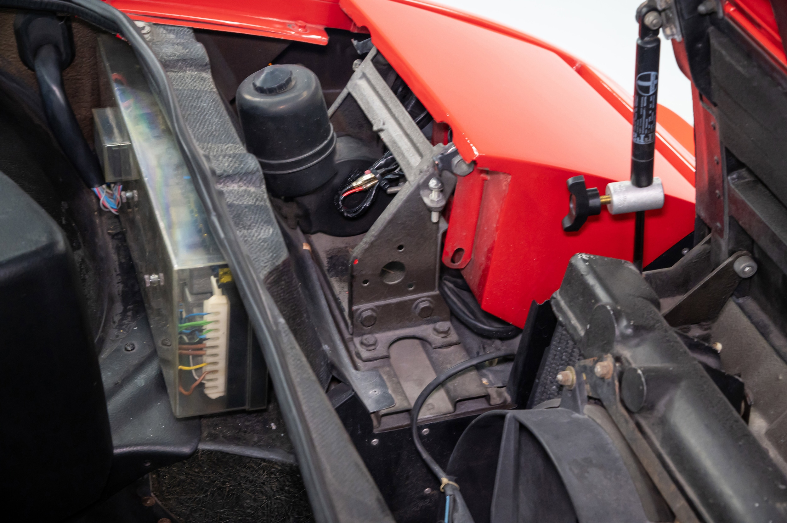 1991 Ferrari Mondial 183