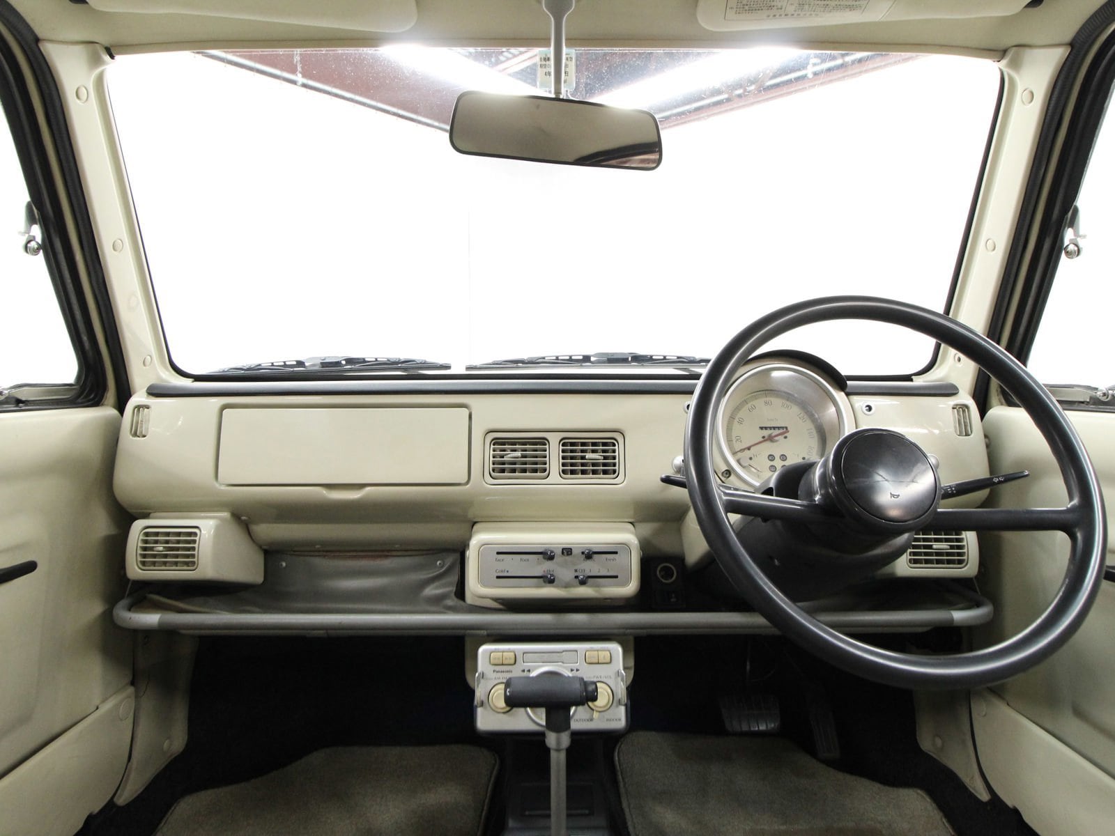 1990 Nissan Pao 40