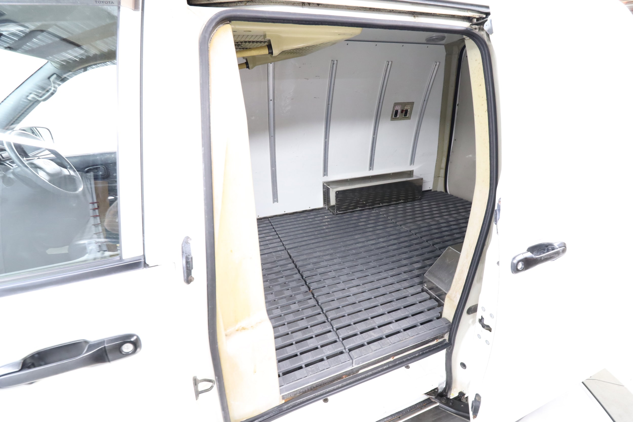 1998 Toyota Liteace 58