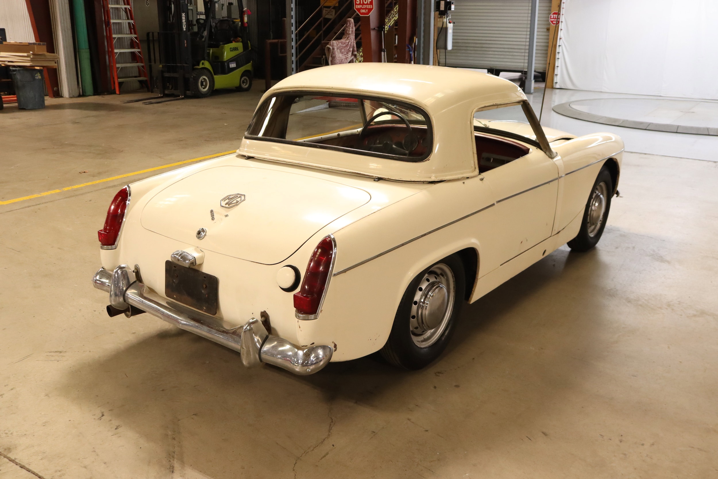 1967 MG Midget 8