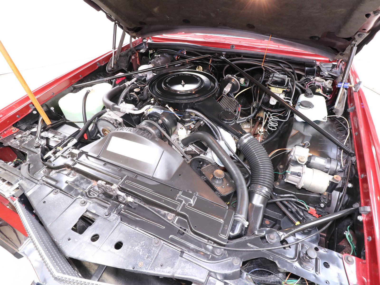 1985 Cadillac Biarritz 24